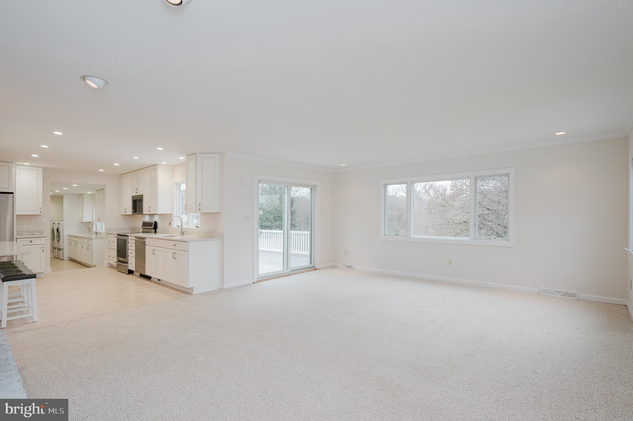 CROSS COUNTRY ESTATES - Residential