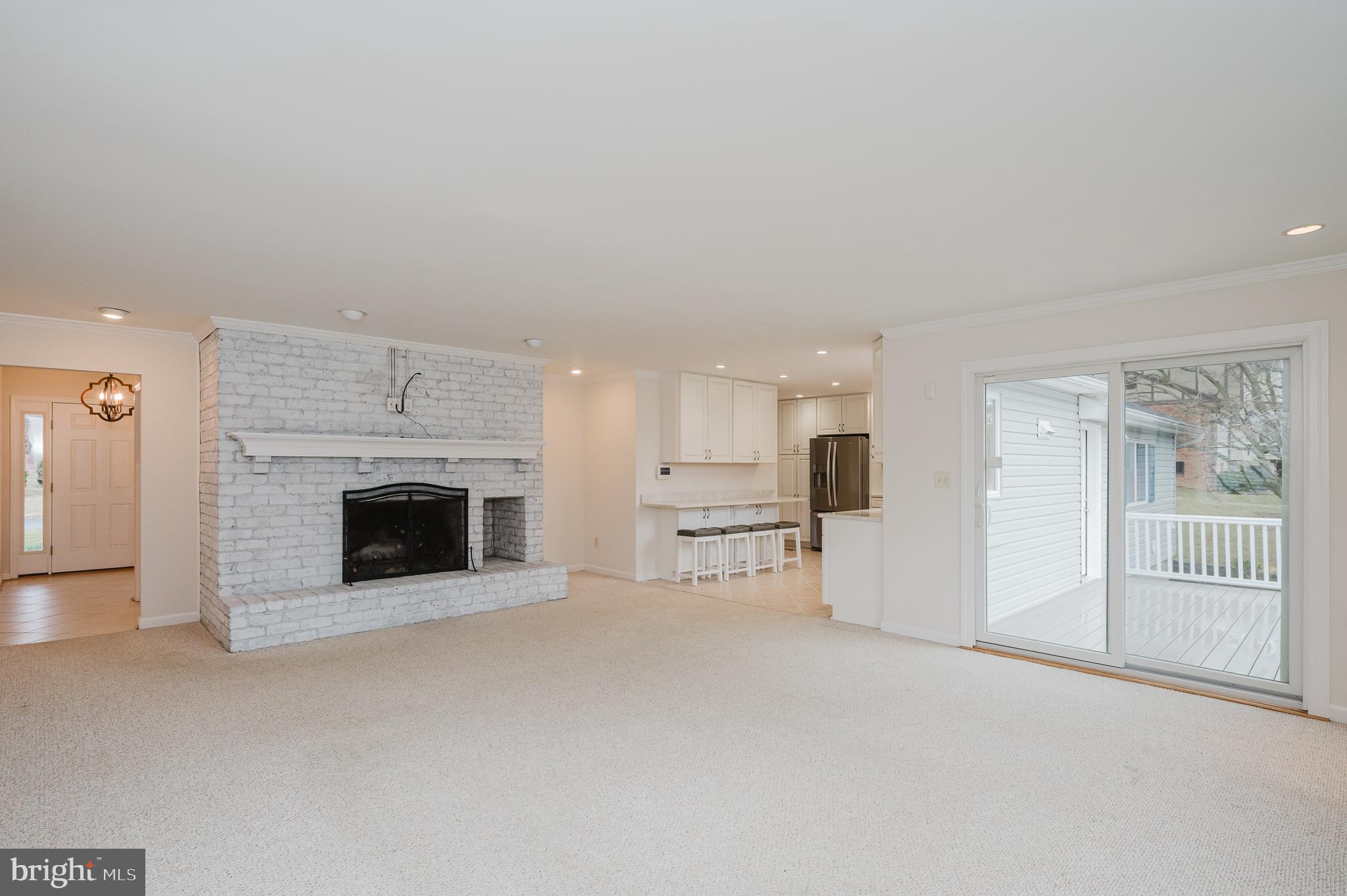 CROSS COUNTRY ESTATES - Residential