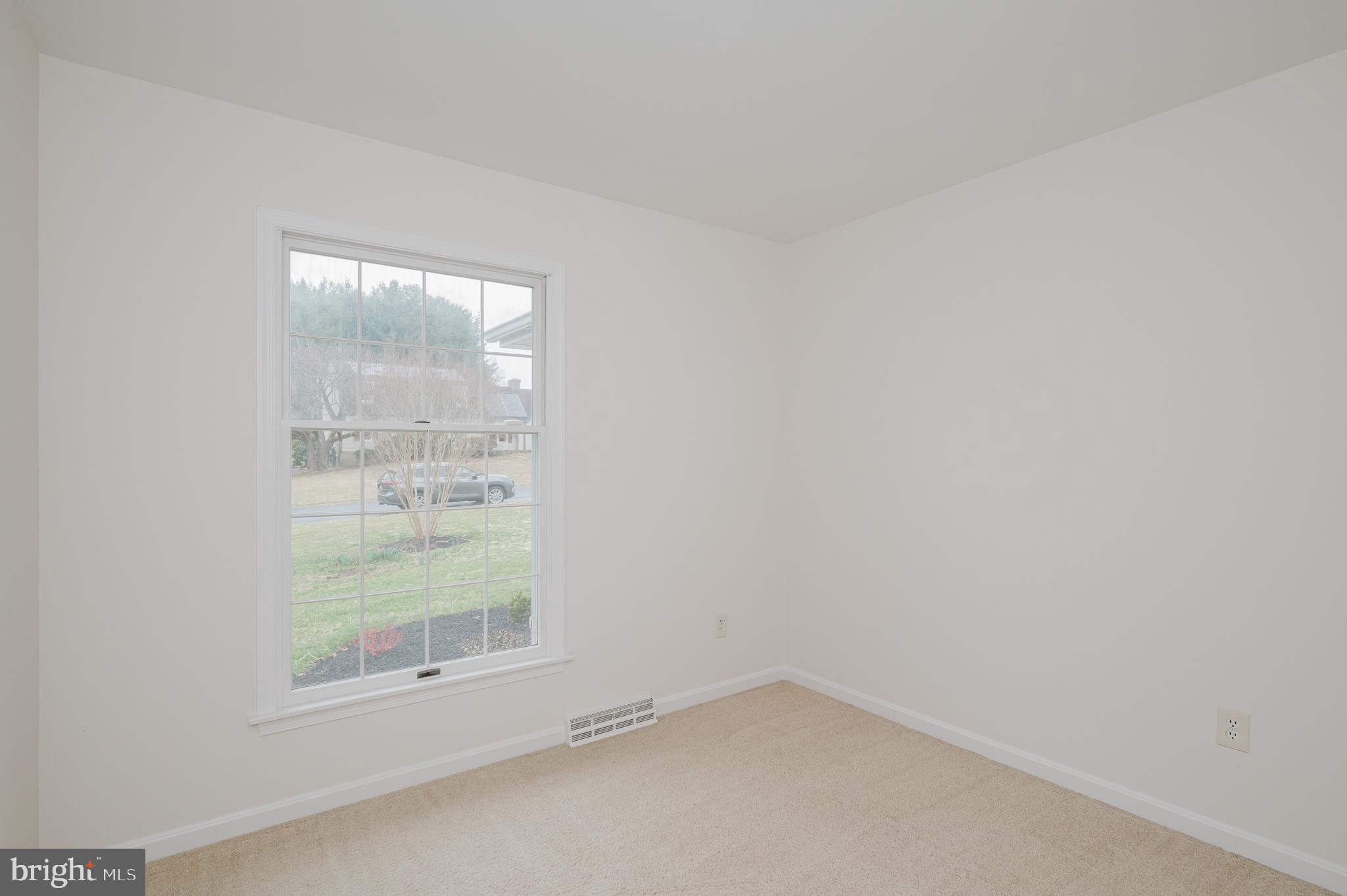 CROSS COUNTRY ESTATES - Residential