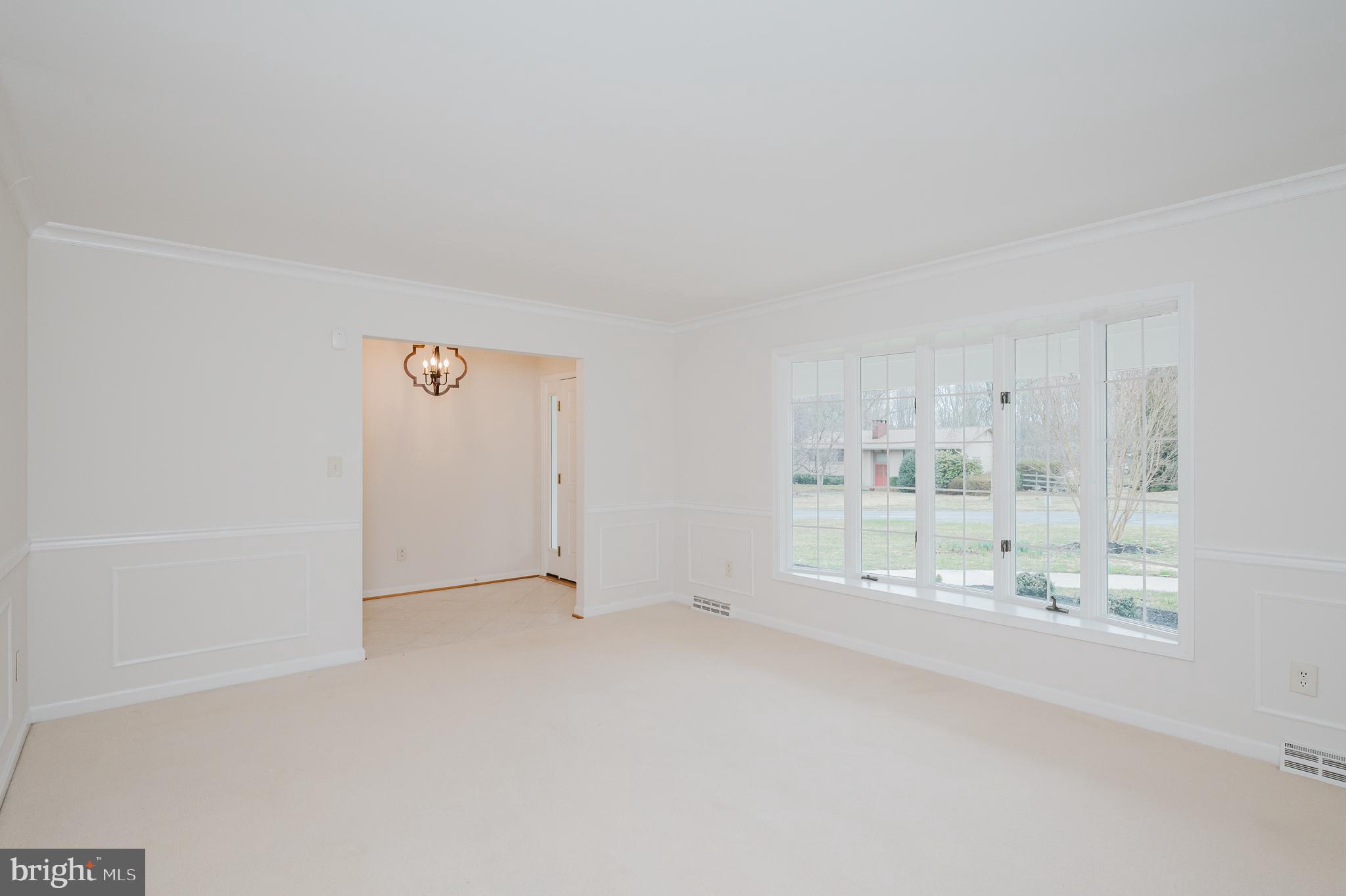 CROSS COUNTRY ESTATES - Residential