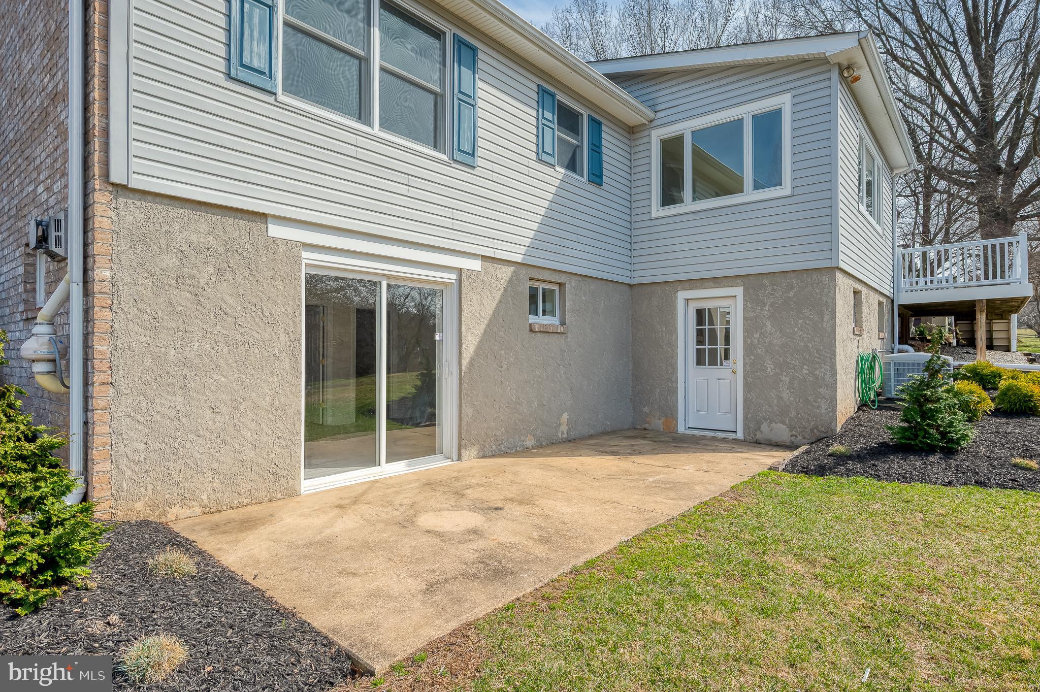 CROSS COUNTRY ESTATES - Residential