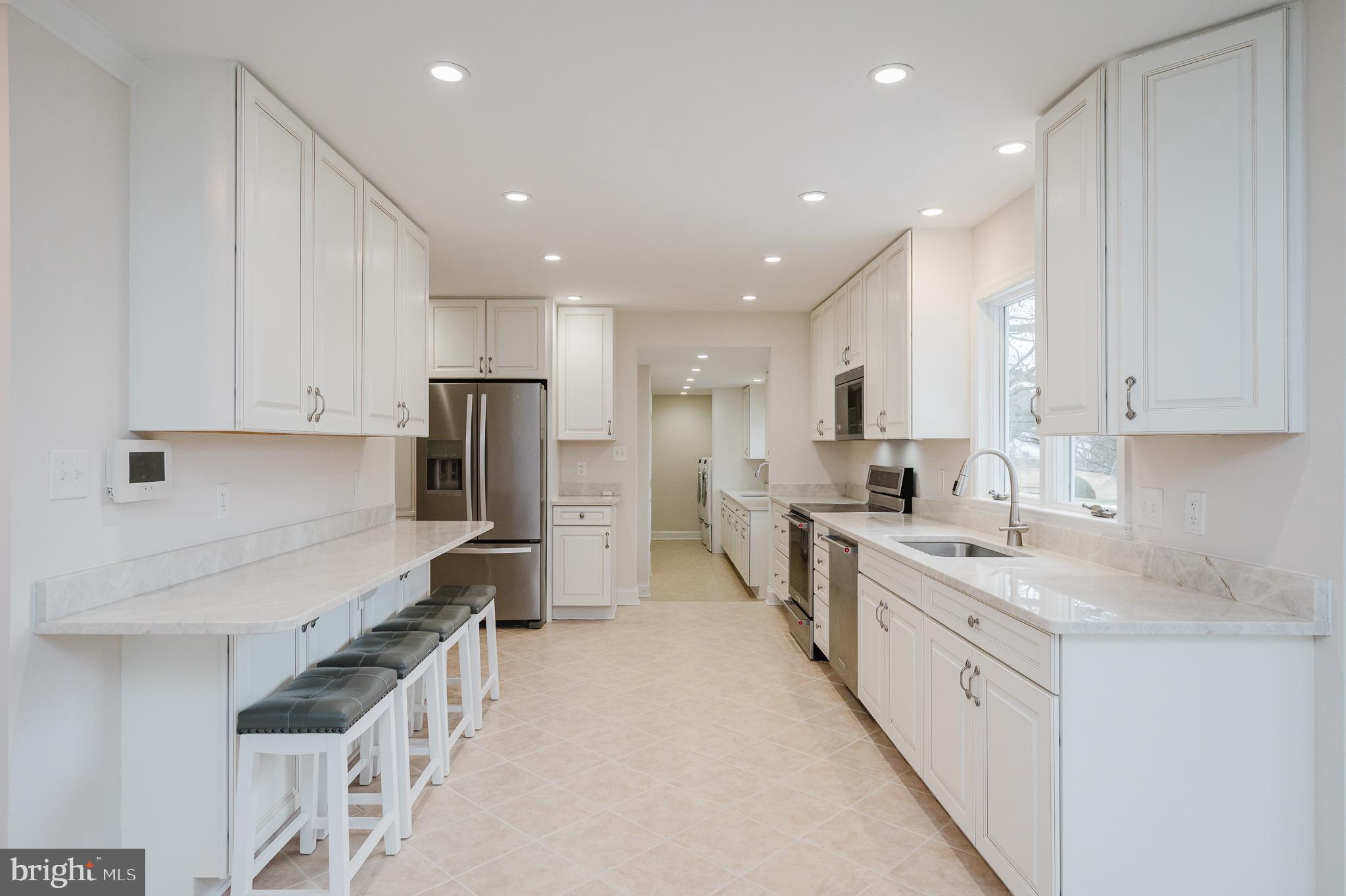 CROSS COUNTRY ESTATES - Residential