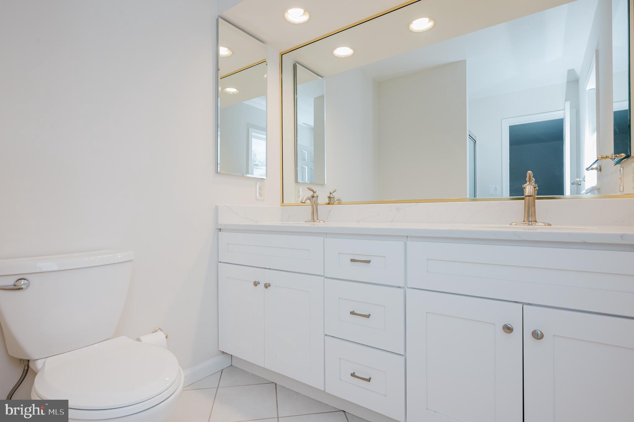 CROSS COUNTRY ESTATES - Residential