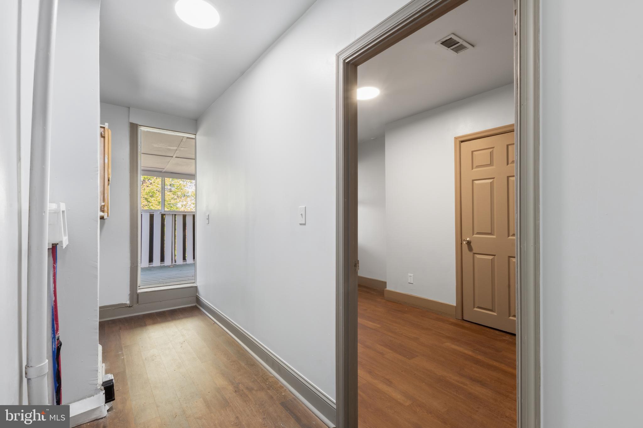 MILL CREEK - Residential