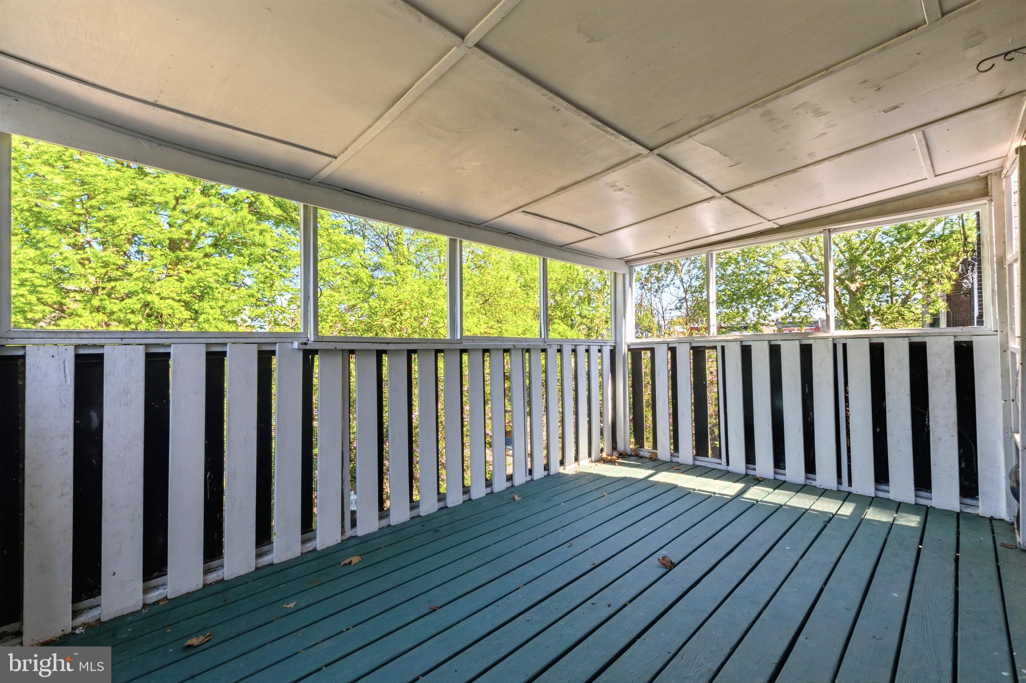 MILL CREEK - Residential