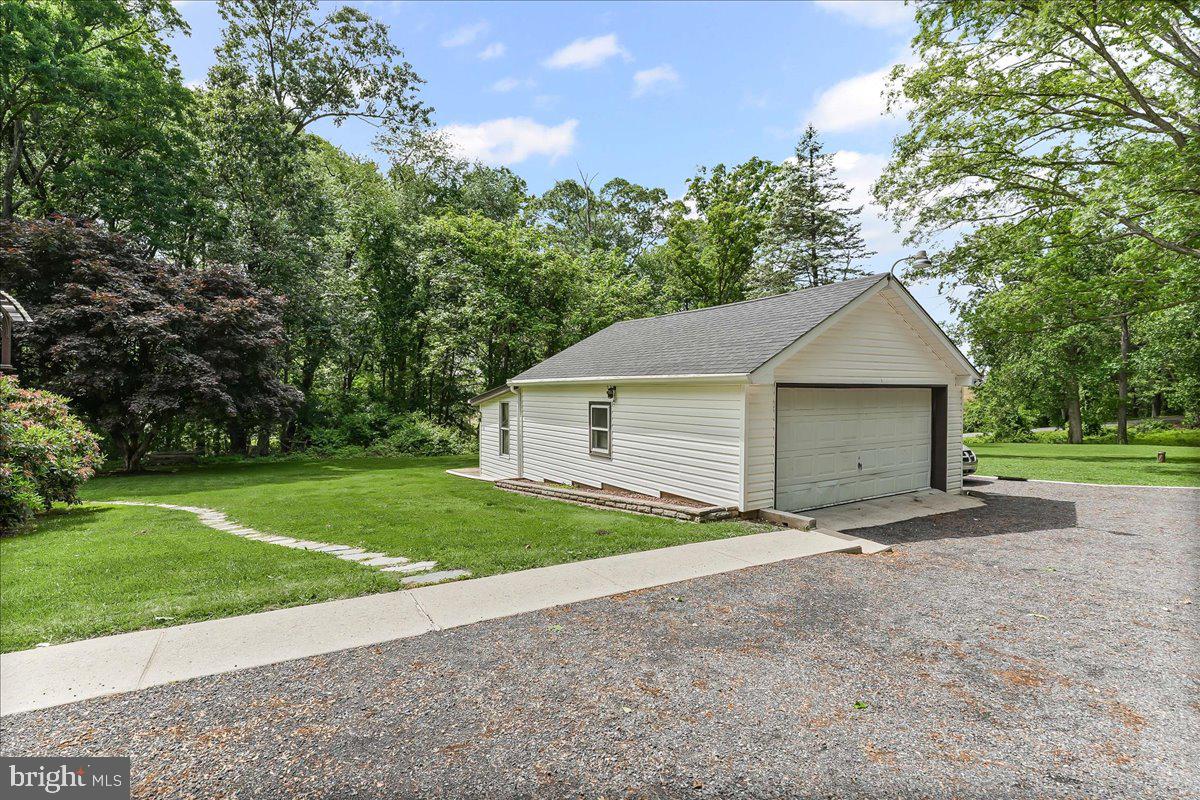 320 LEES BRIDGE