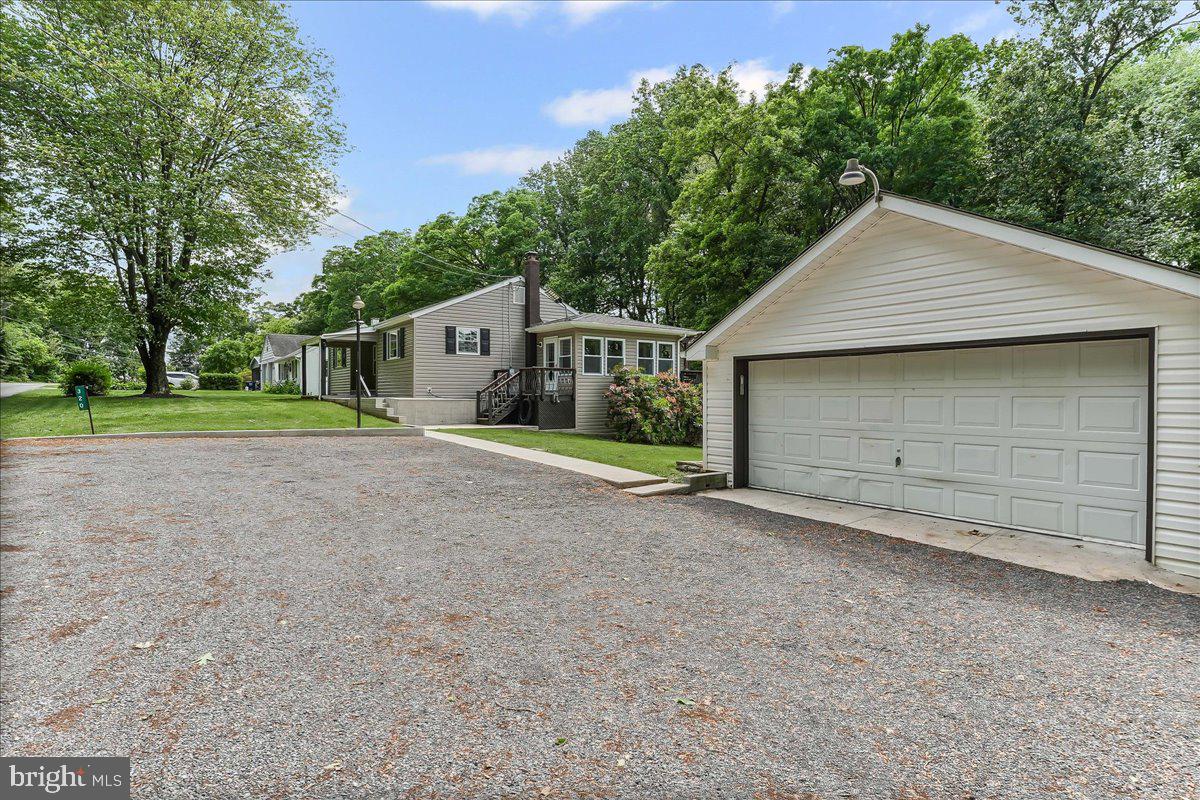 320 LEES BRIDGE