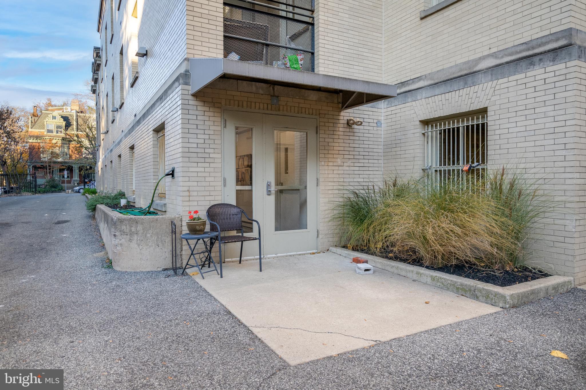UNIVERSITY CITY - Residential