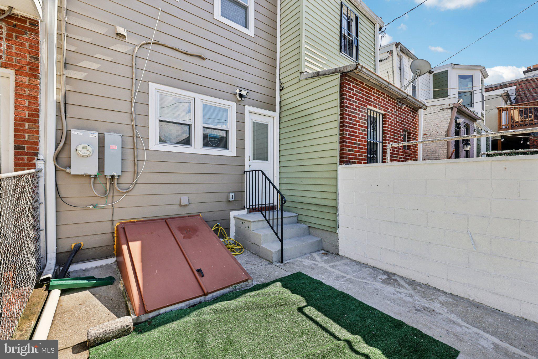 HIGHLANDTOWN - Residential