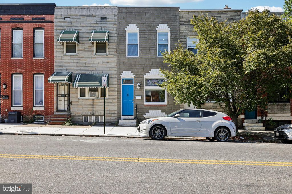 Photo of 260 S Highland Avenue, BALTIMORE, MD 21224 (MLS # MDBA2185466)