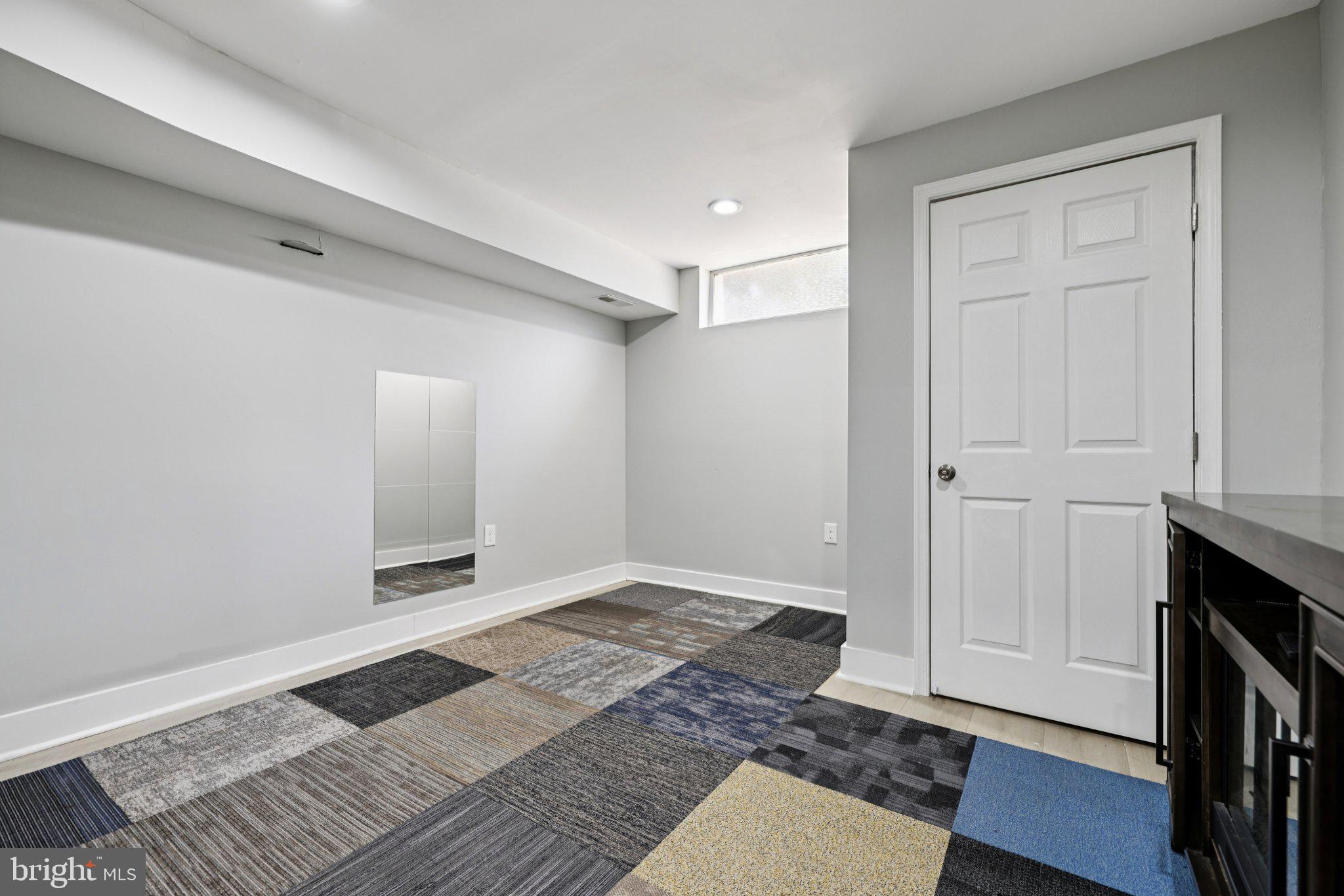 HIGHLANDTOWN - Residential