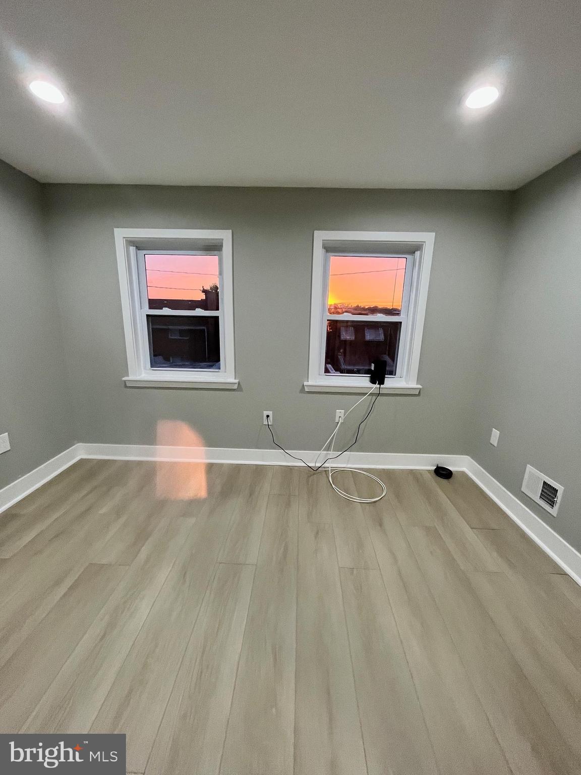 HIGHLANDTOWN - Residential