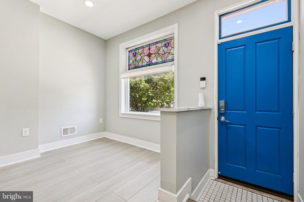 Photo of 260 S Highland Avenue, BALTIMORE, MD 21224 (MLS # MDBA2185466)