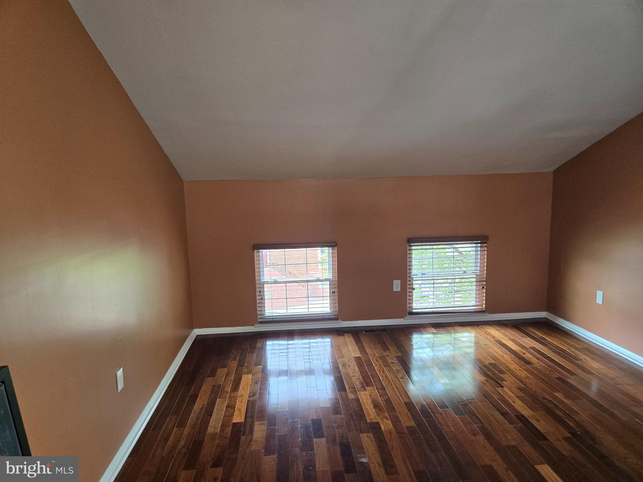 BUTCHERS HILL - Residential Lease