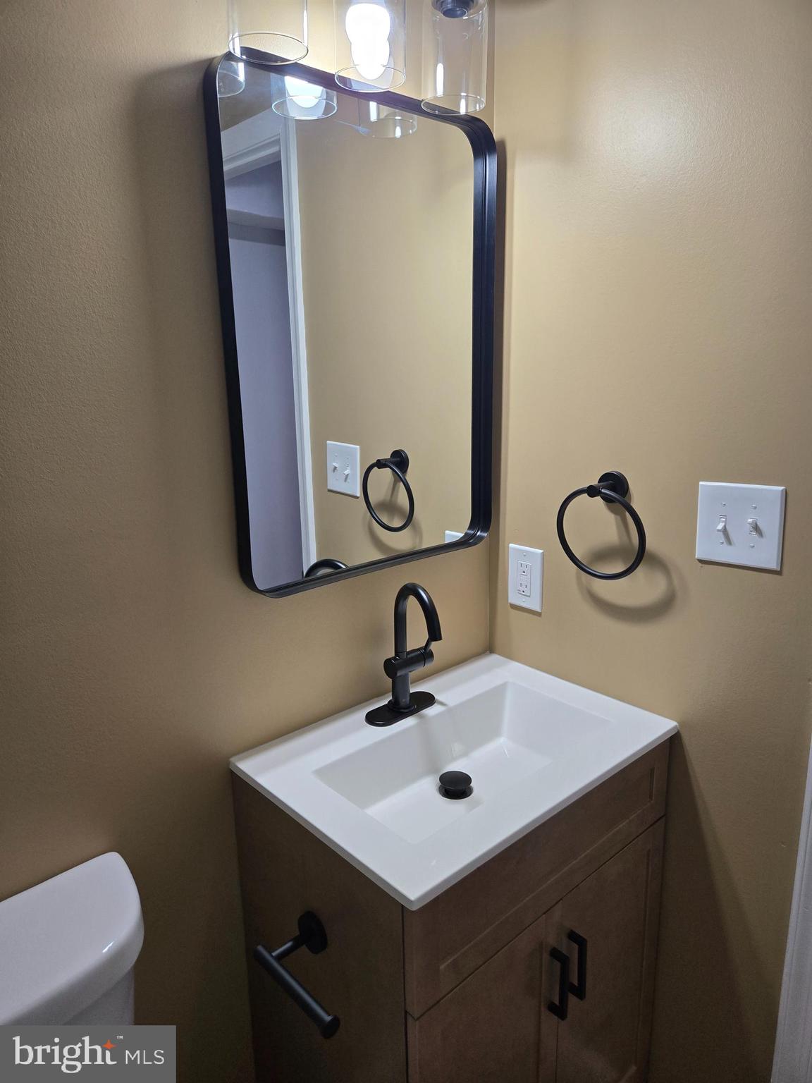 BUTCHERS HILL - Residential Lease