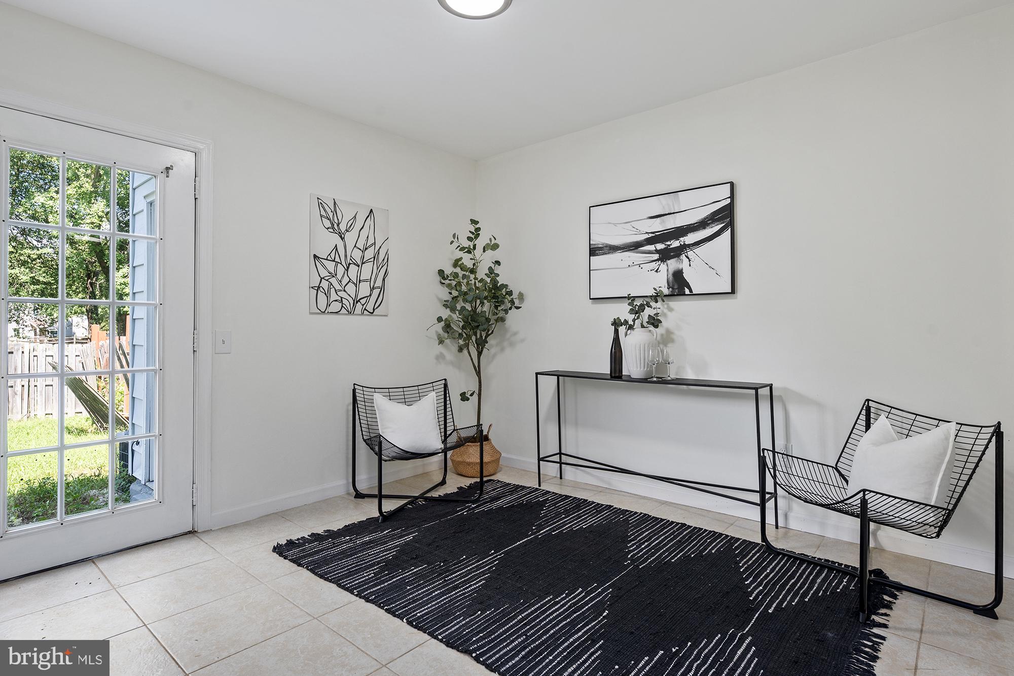 1505 BRYAN COURT