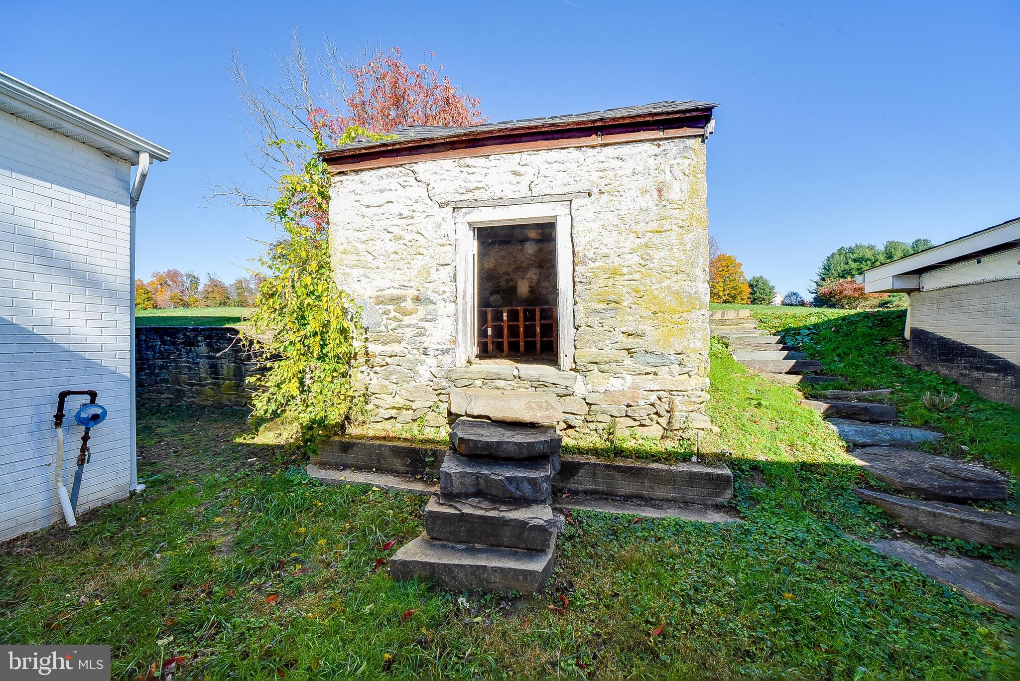 JARRETTSVILLE - Residential