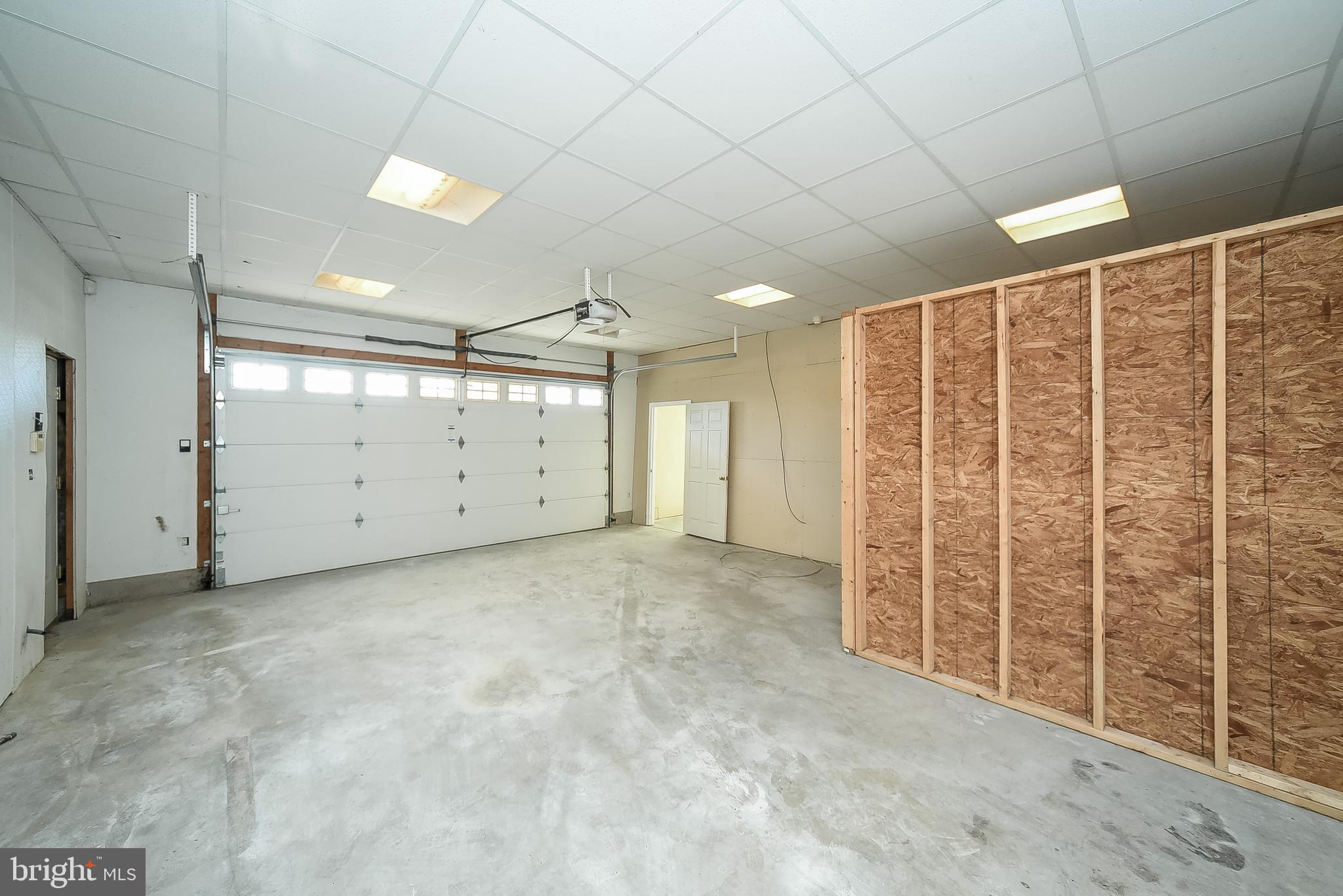 JARRETTSVILLE - Residential