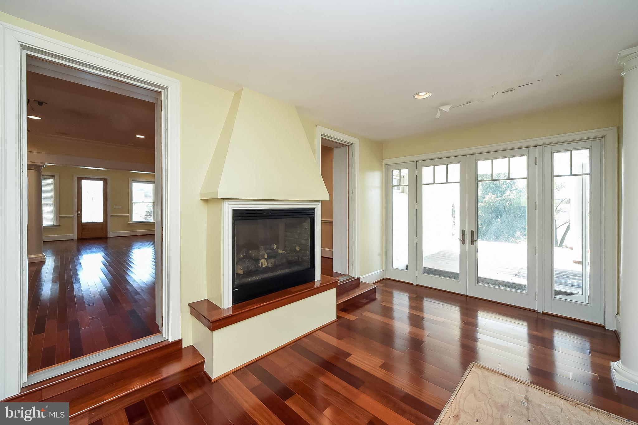 JARRETTSVILLE - Residential