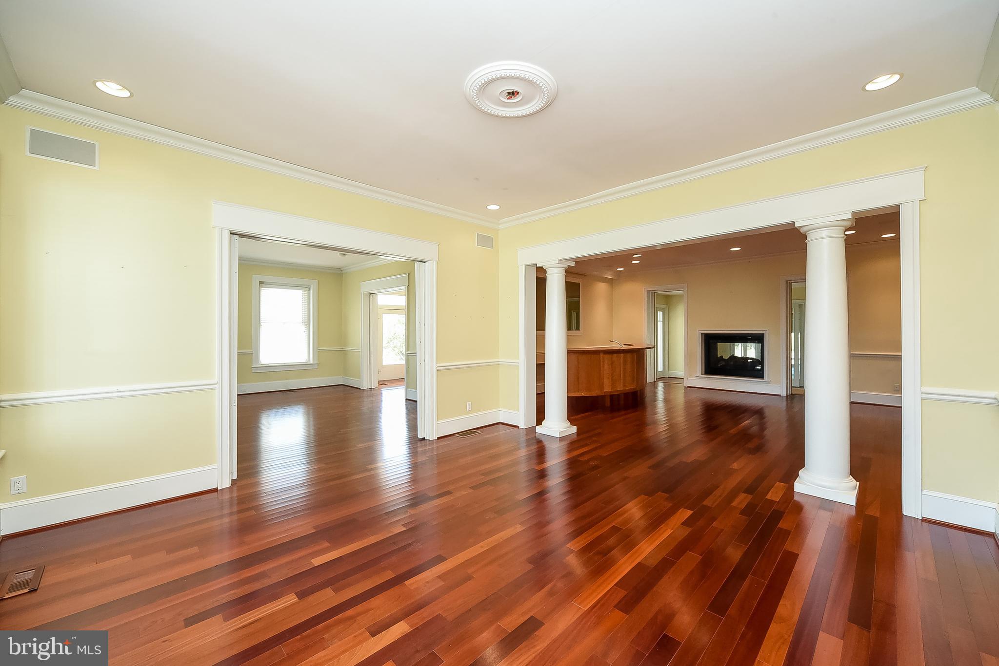 JARRETTSVILLE - Residential