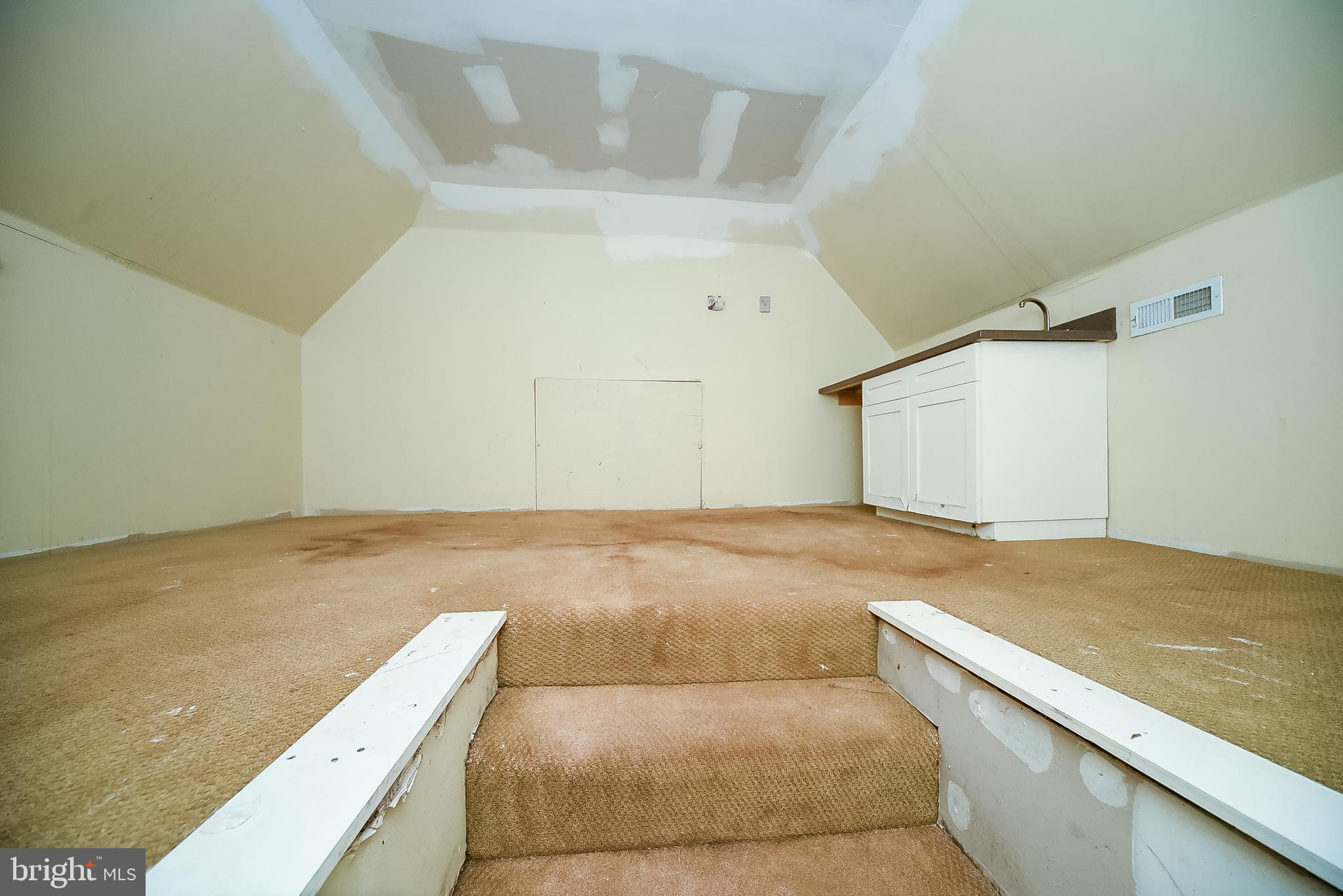 JARRETTSVILLE - Residential