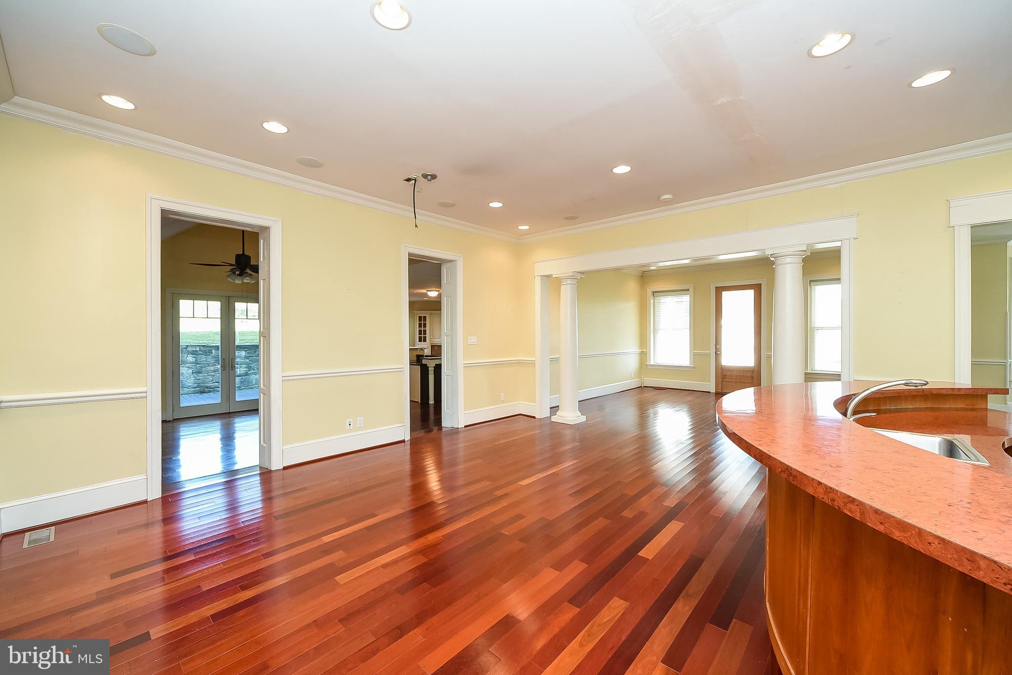 JARRETTSVILLE - Residential