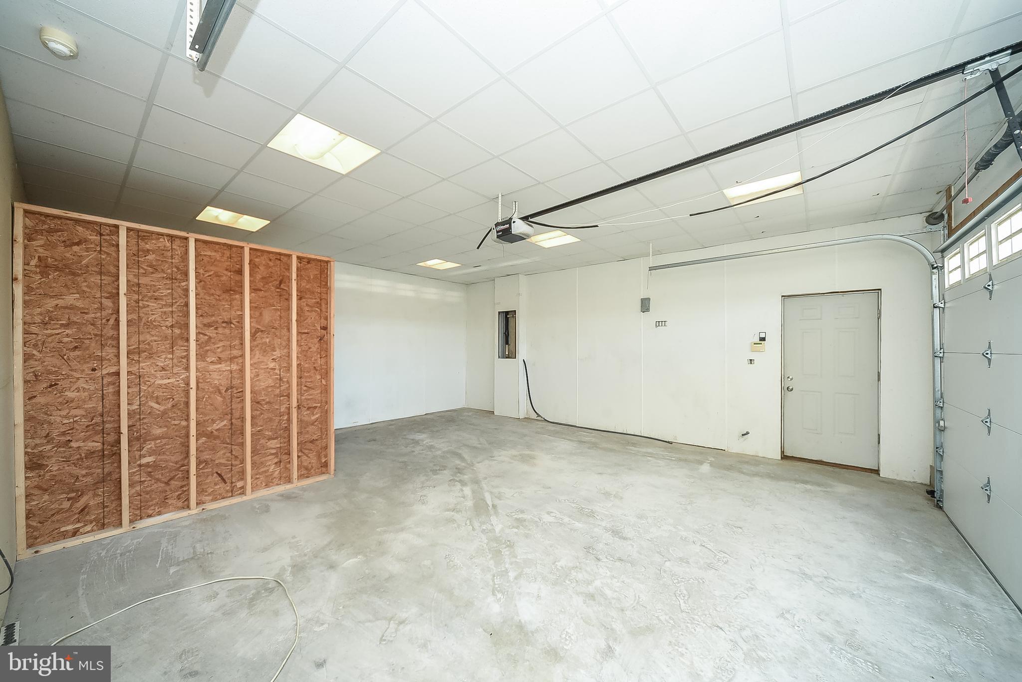 JARRETTSVILLE - Residential