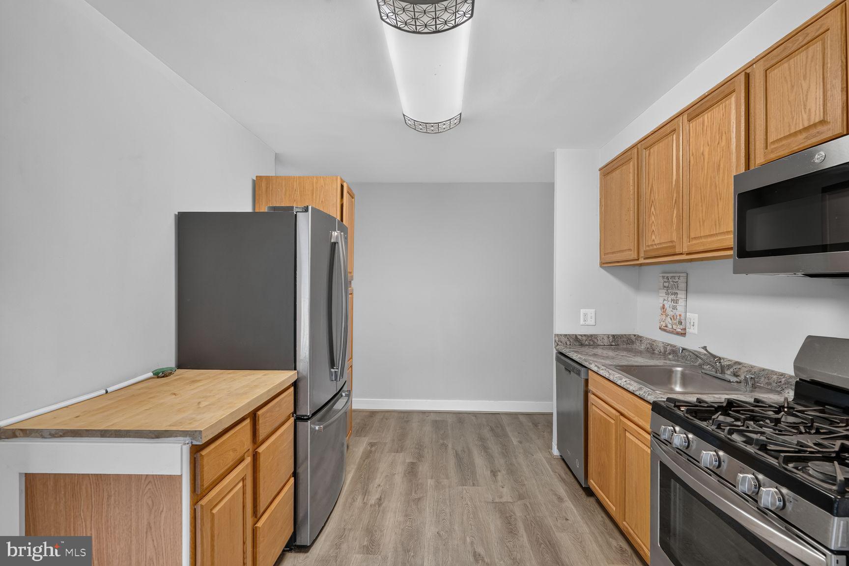 5901 TAMAR DRIVE 5 S5