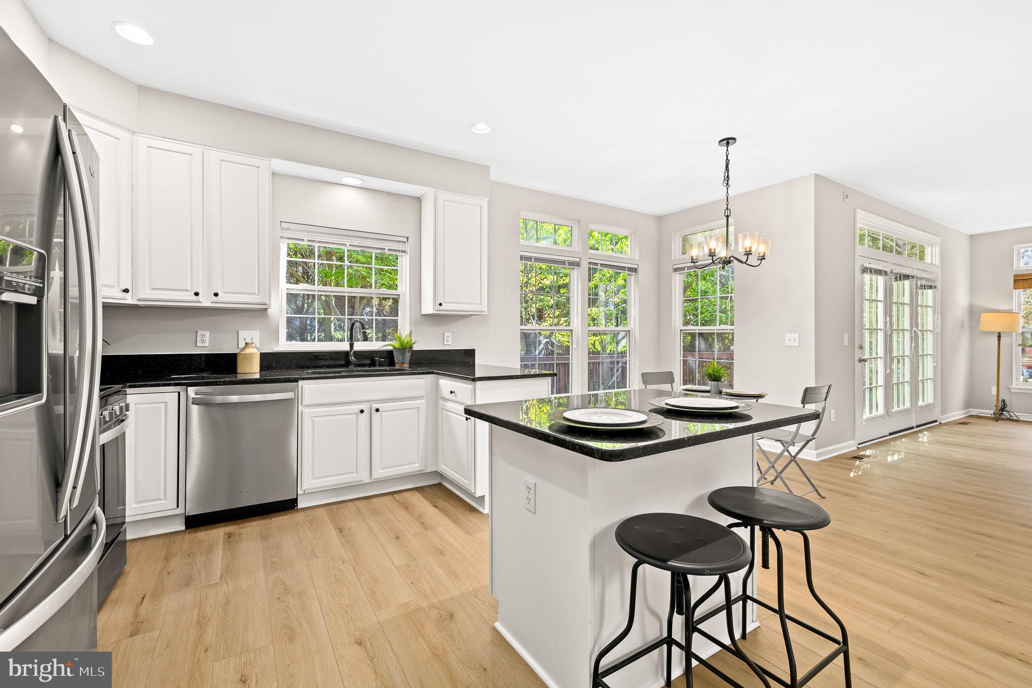 STRATFORD - Residential