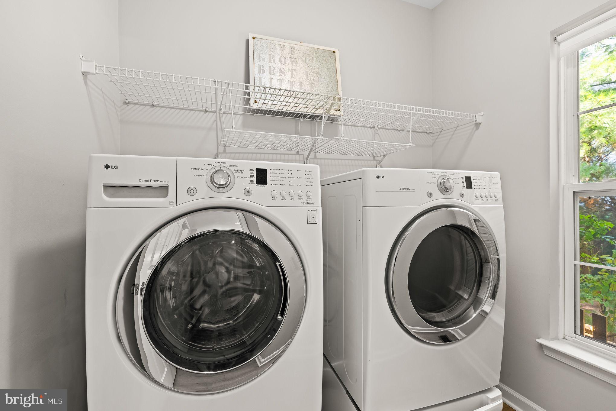 STRATFORD - Residential