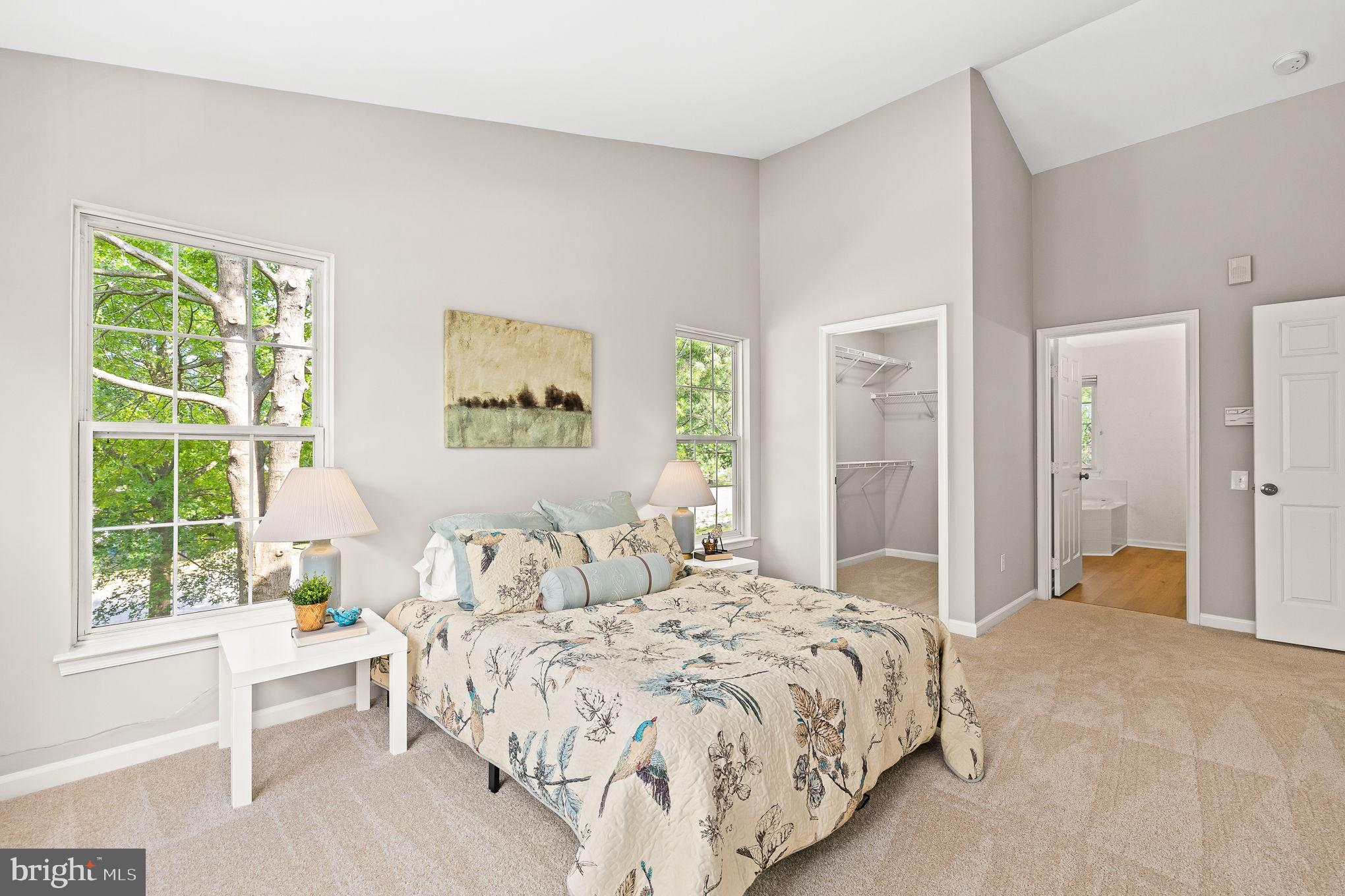 STRATFORD - Residential