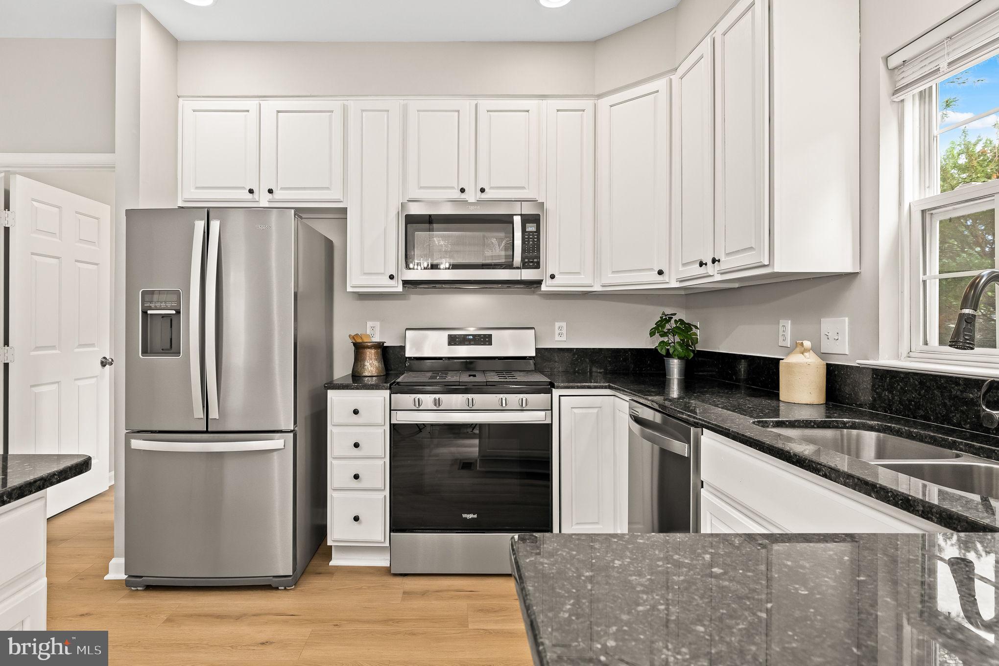 STRATFORD - Residential