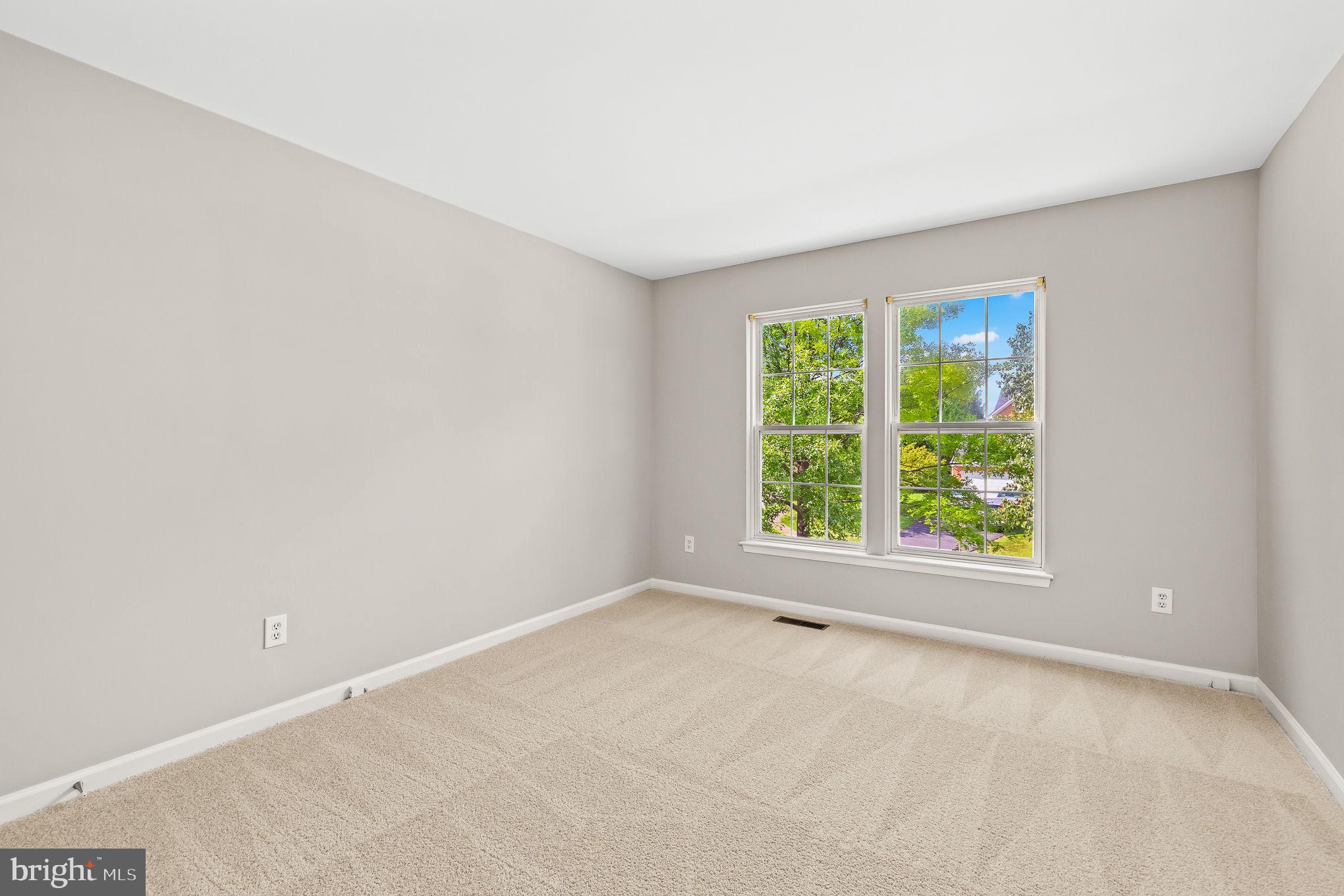 STRATFORD - Residential