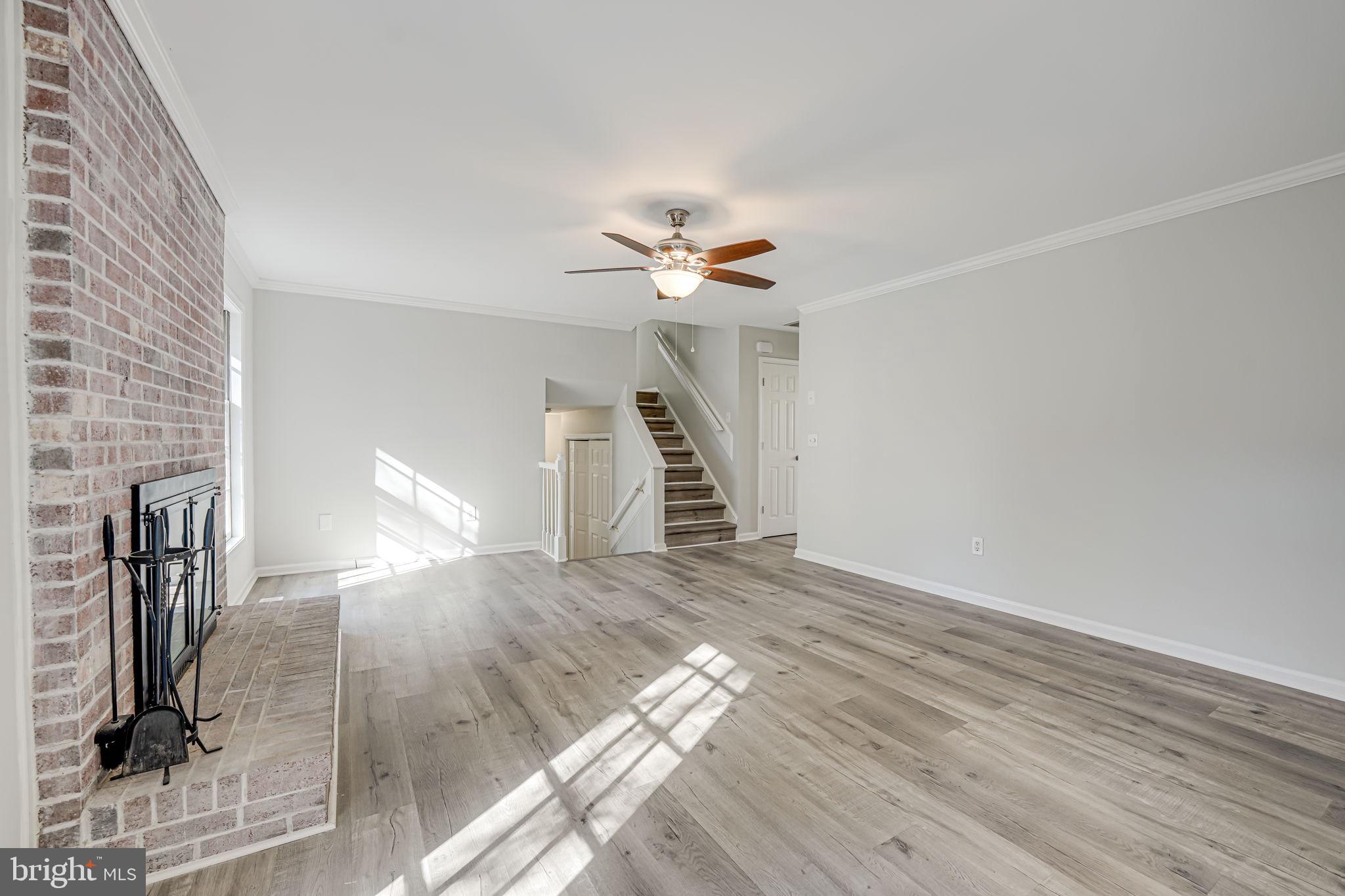 BREEZEWOOD - Residential