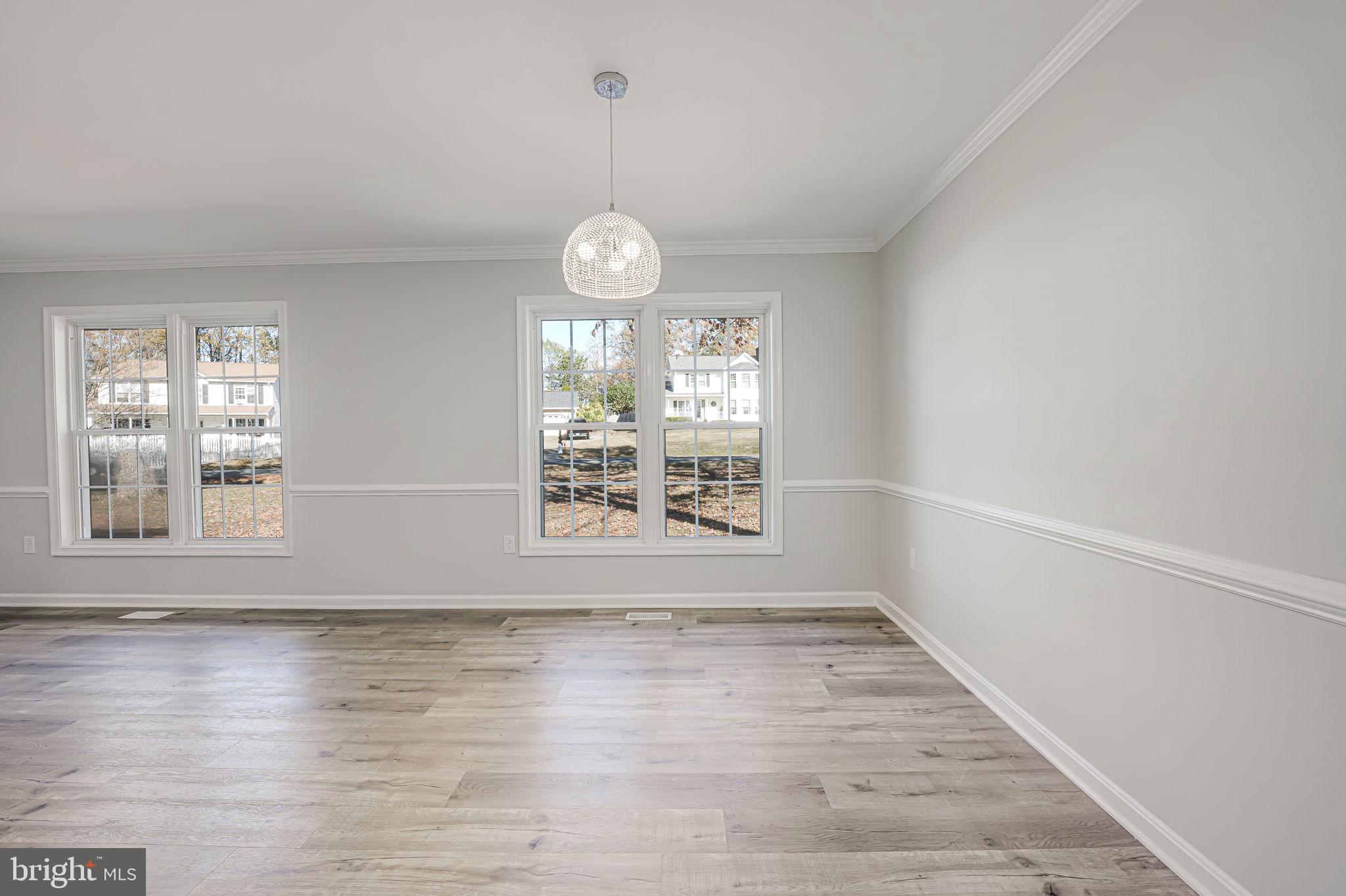 BREEZEWOOD - Residential