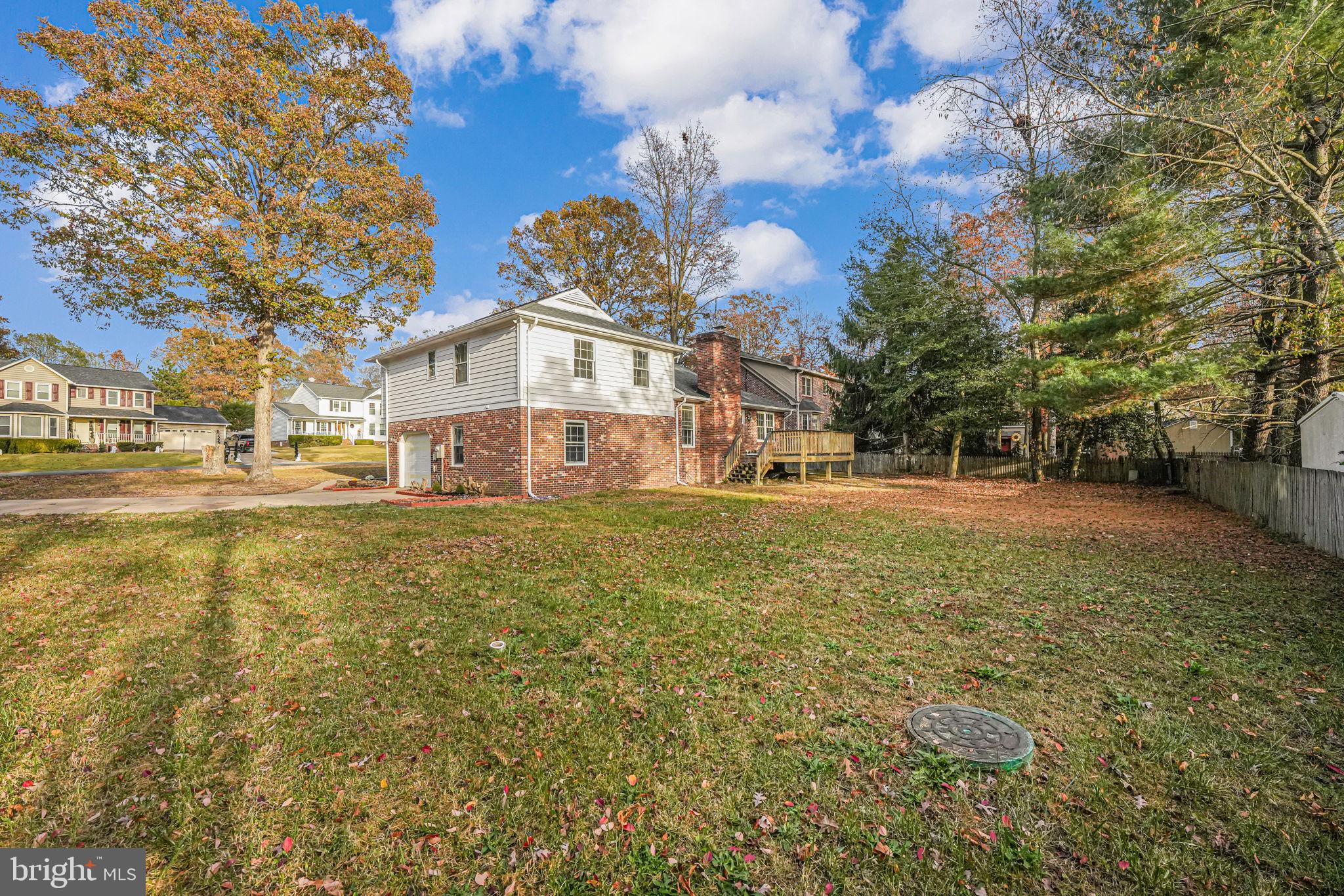 BREEZEWOOD - Residential