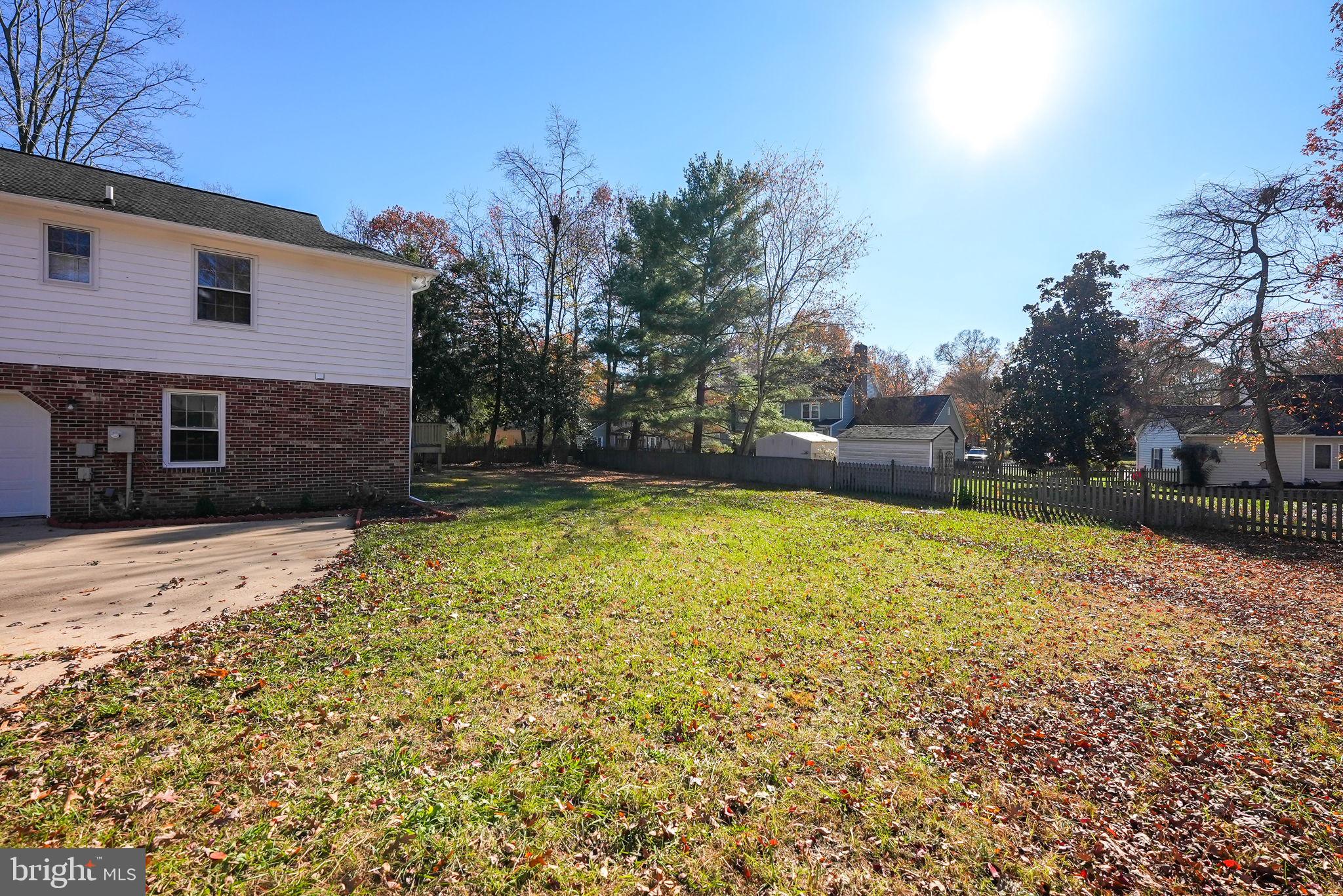 BREEZEWOOD - Residential