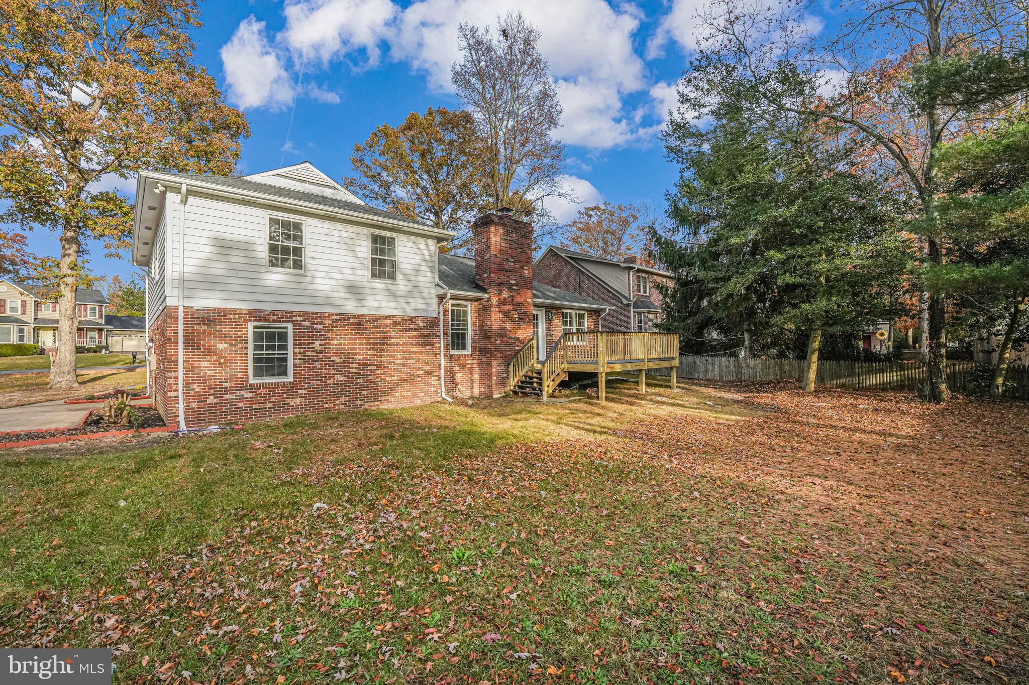 BREEZEWOOD - Residential