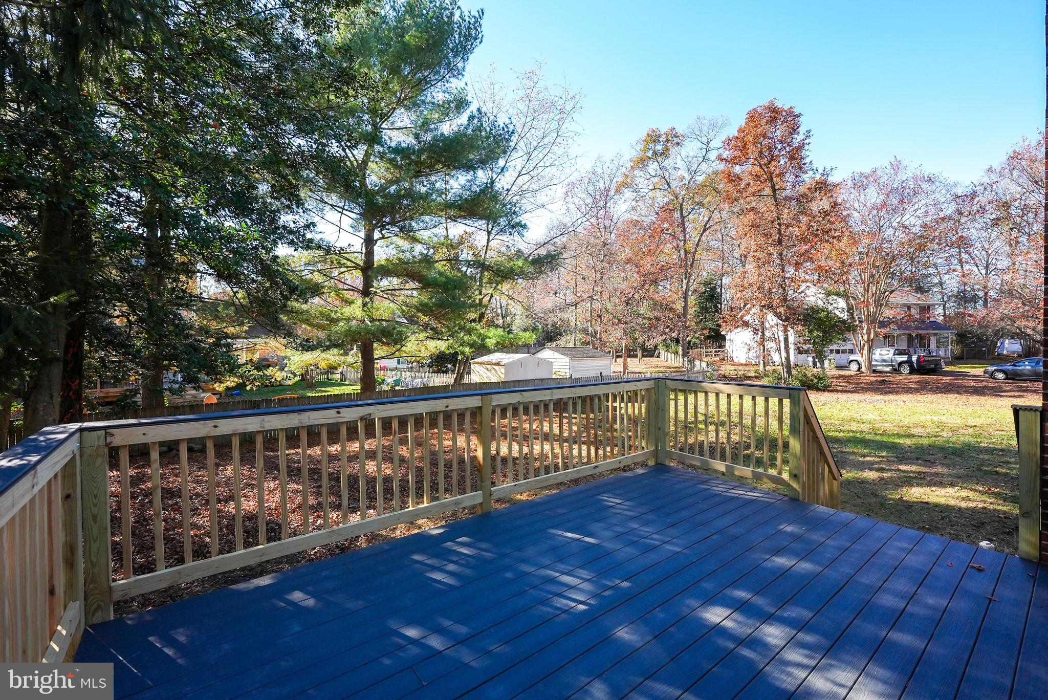 BREEZEWOOD - Residential