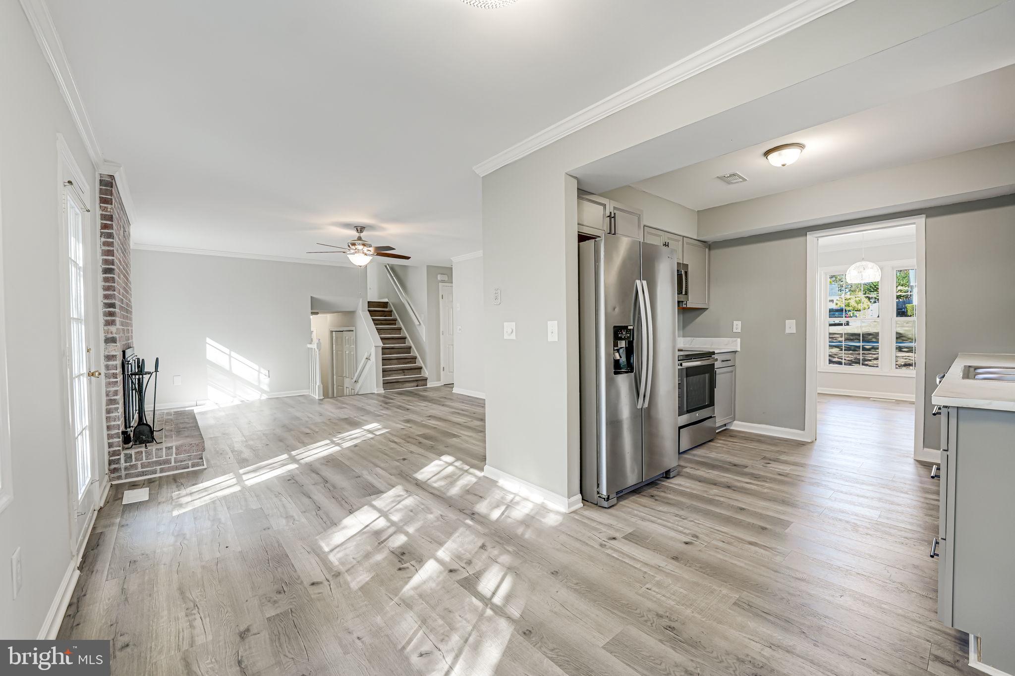 BREEZEWOOD - Residential