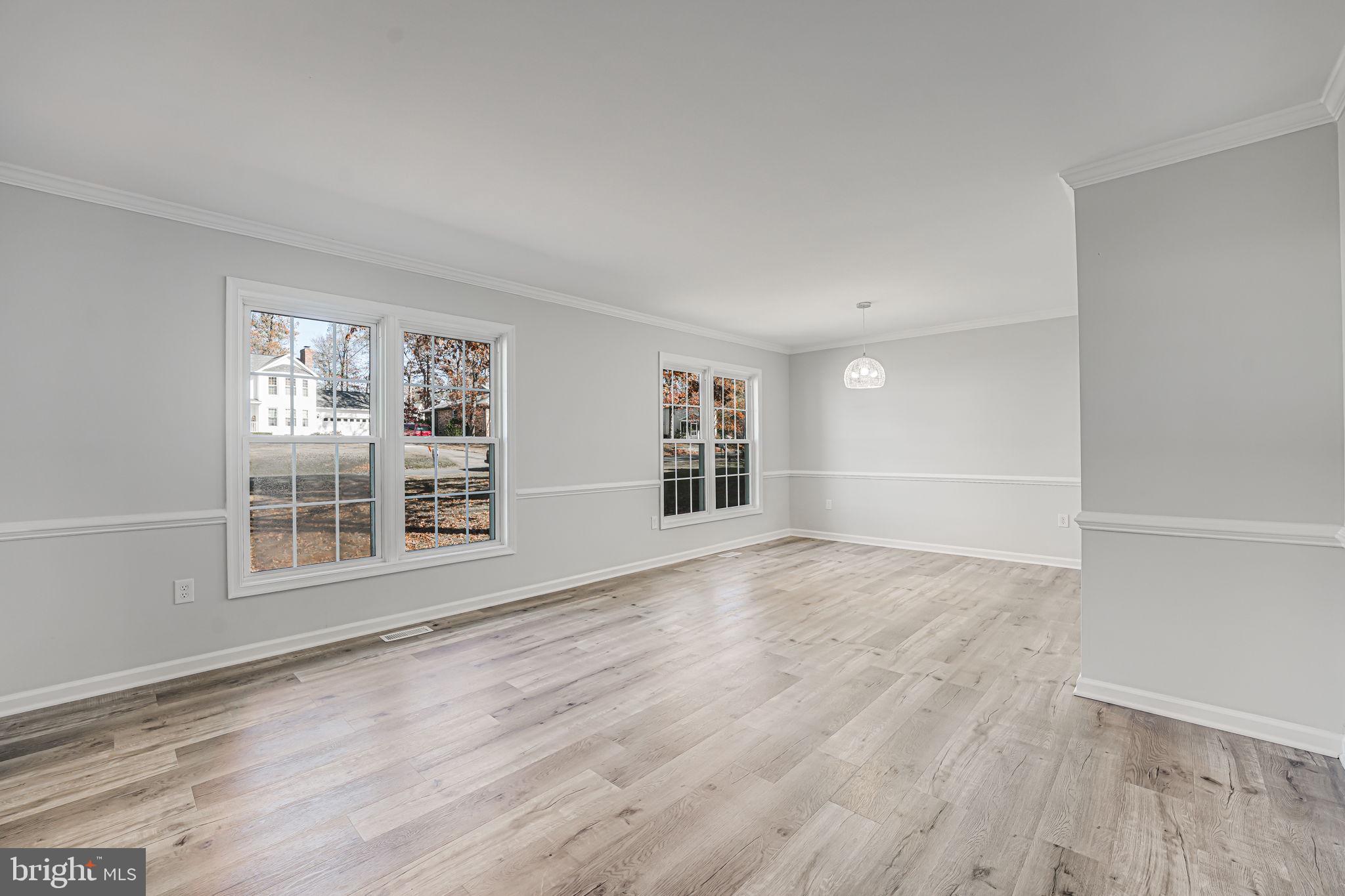 BREEZEWOOD - Residential