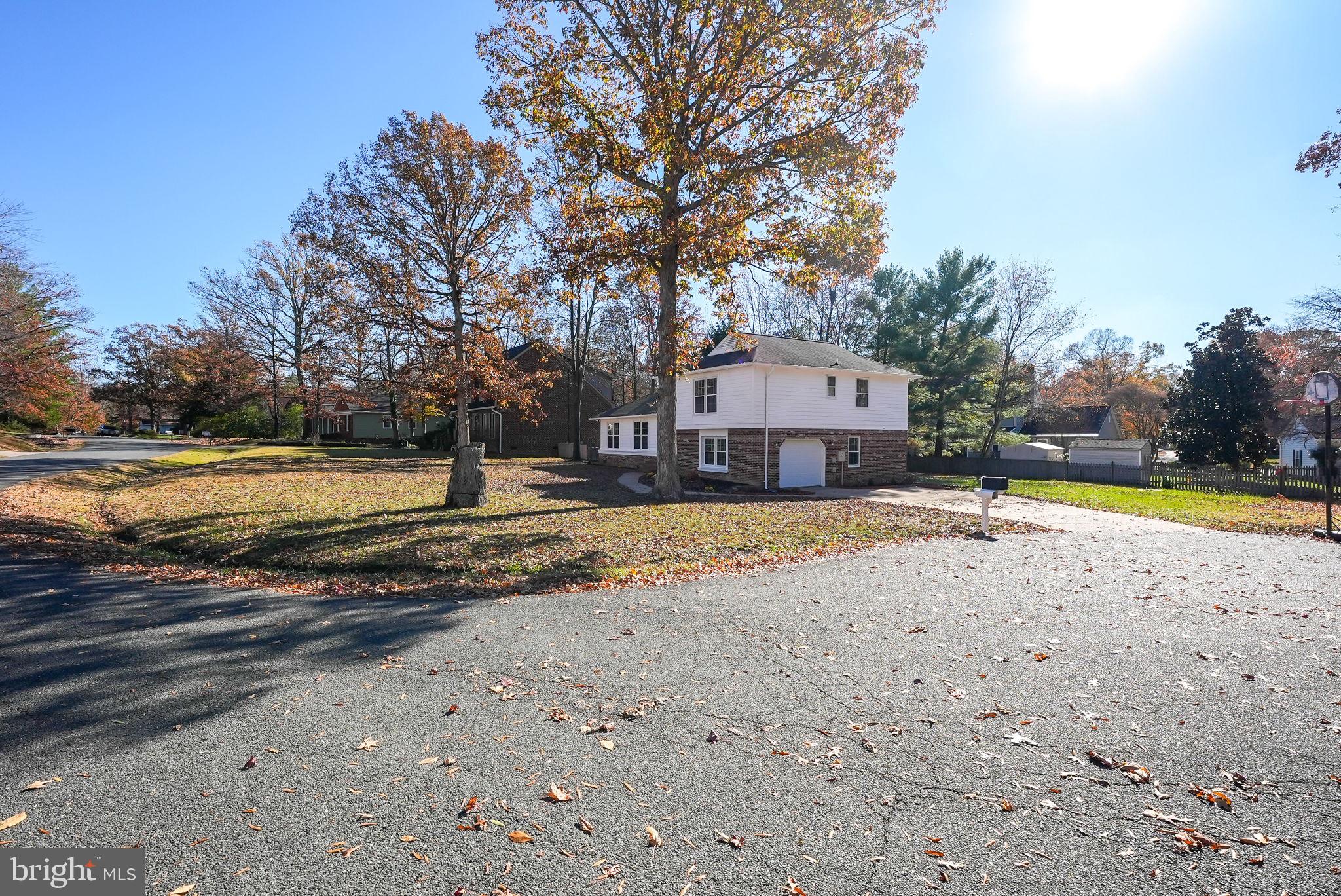 BREEZEWOOD - Residential