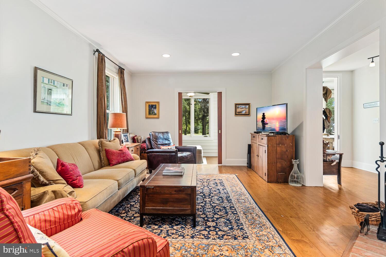 CLAIBORNE - Residential