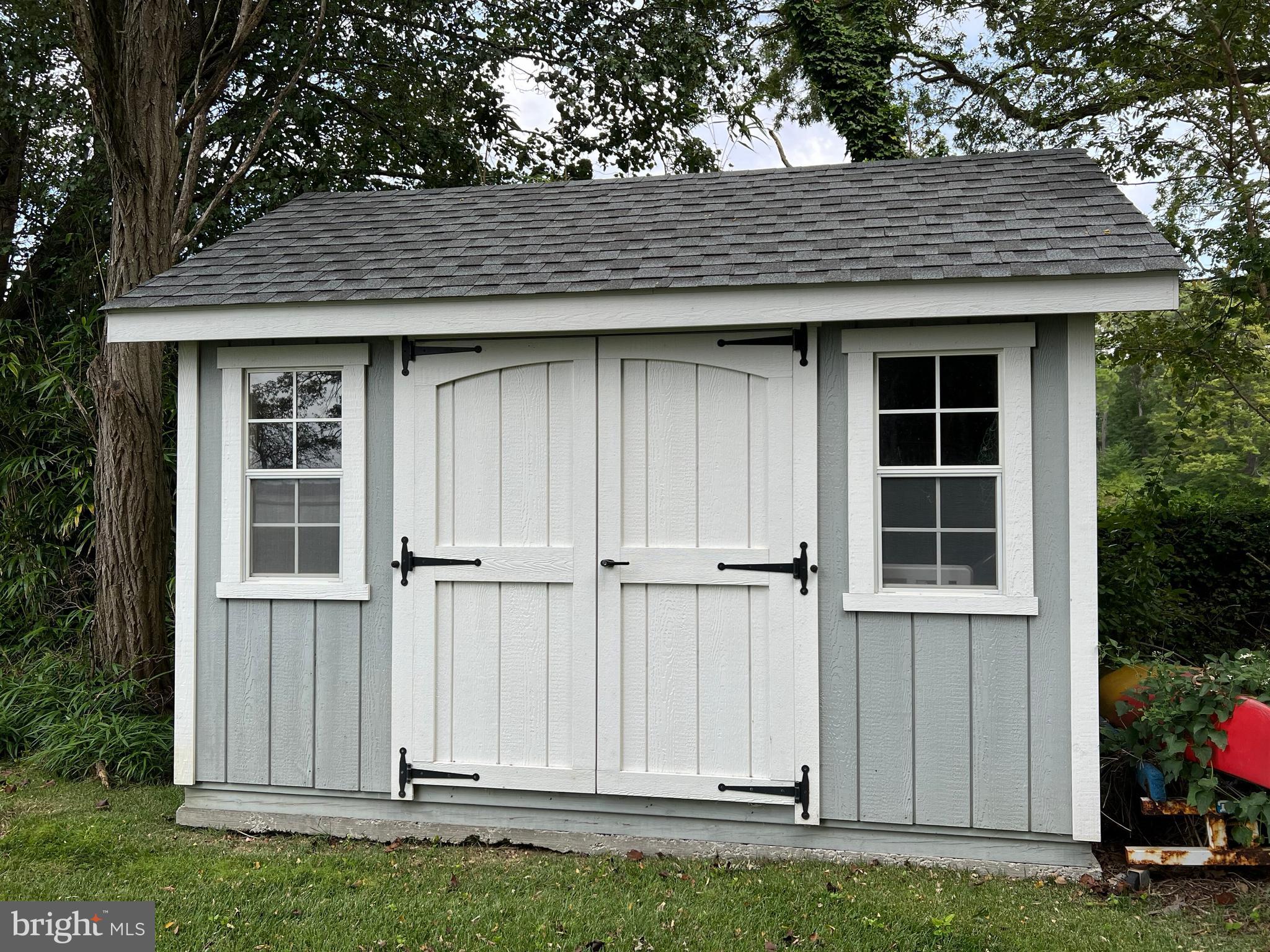 CLAIBORNE - Residential