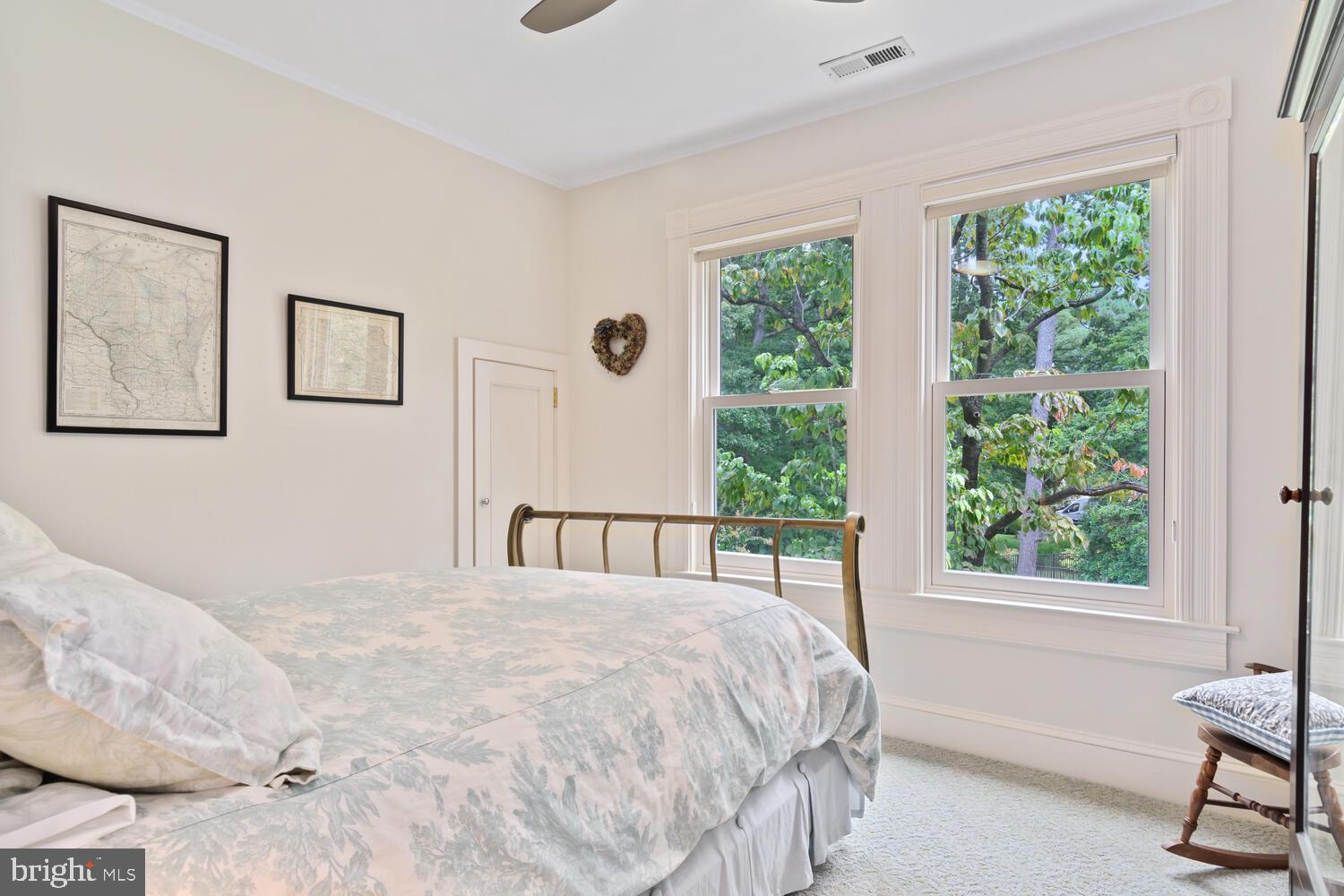 CLAIBORNE - Residential