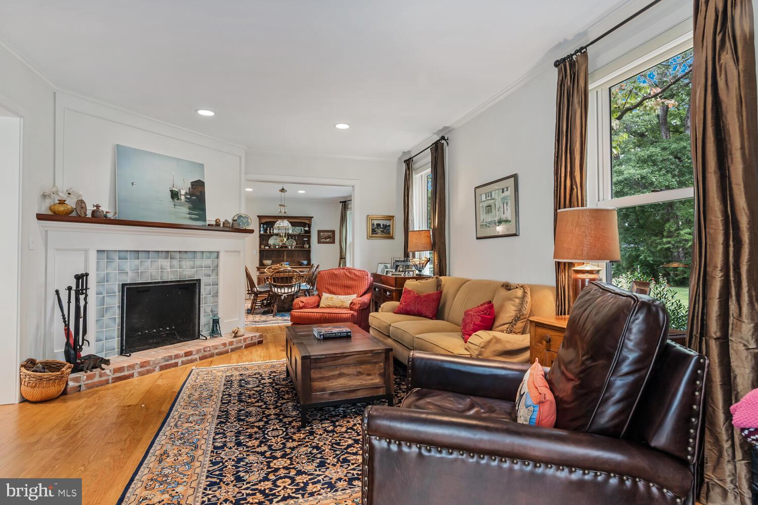 CLAIBORNE - Residential