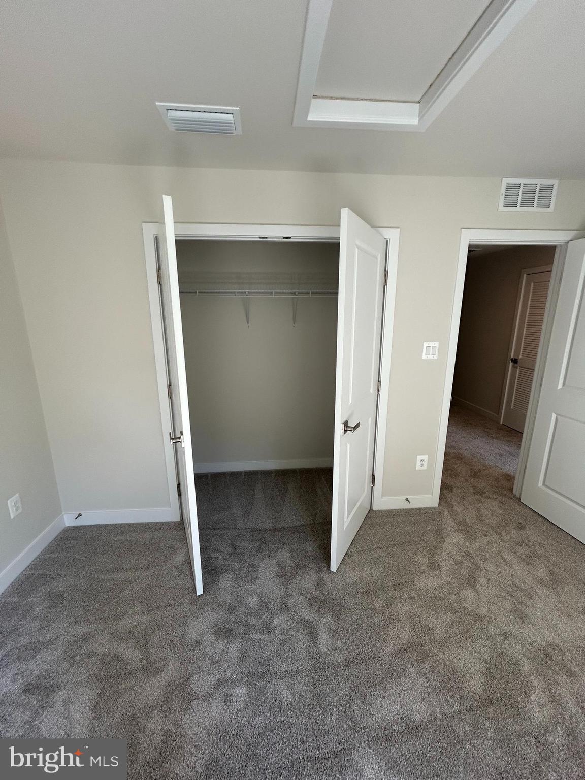 WILDEWOOD VILLAGE - Residential Lease