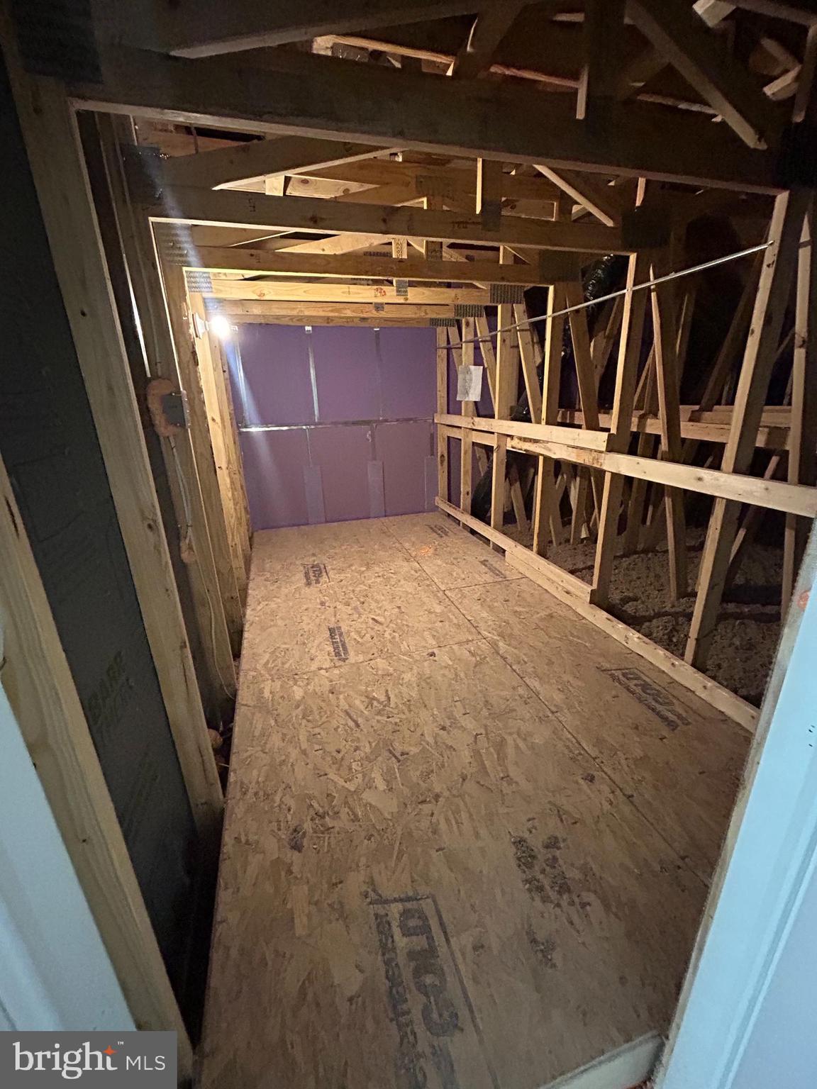 WILDEWOOD VILLAGE - Residential Lease