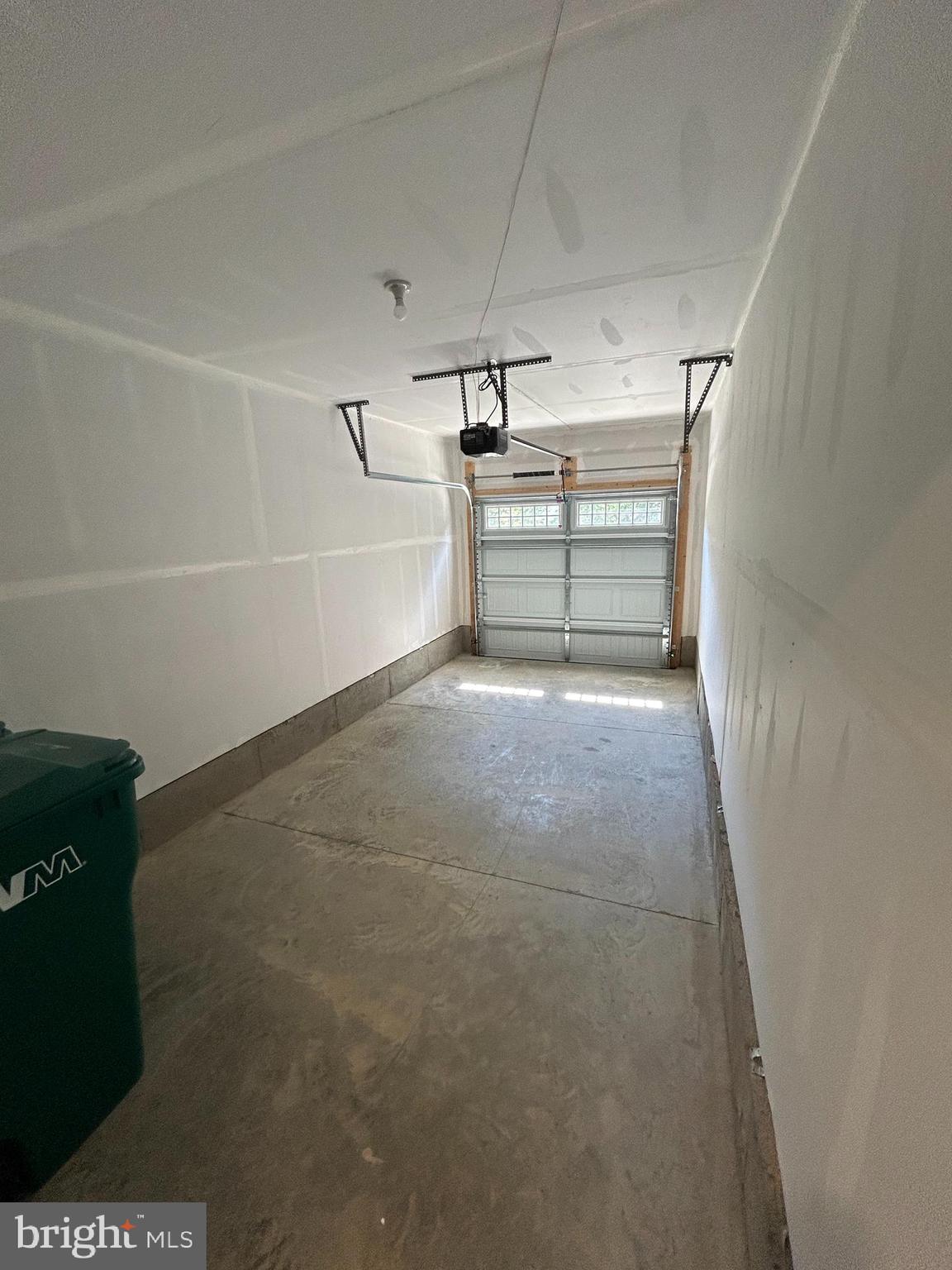 WILDEWOOD VILLAGE - Residential Lease