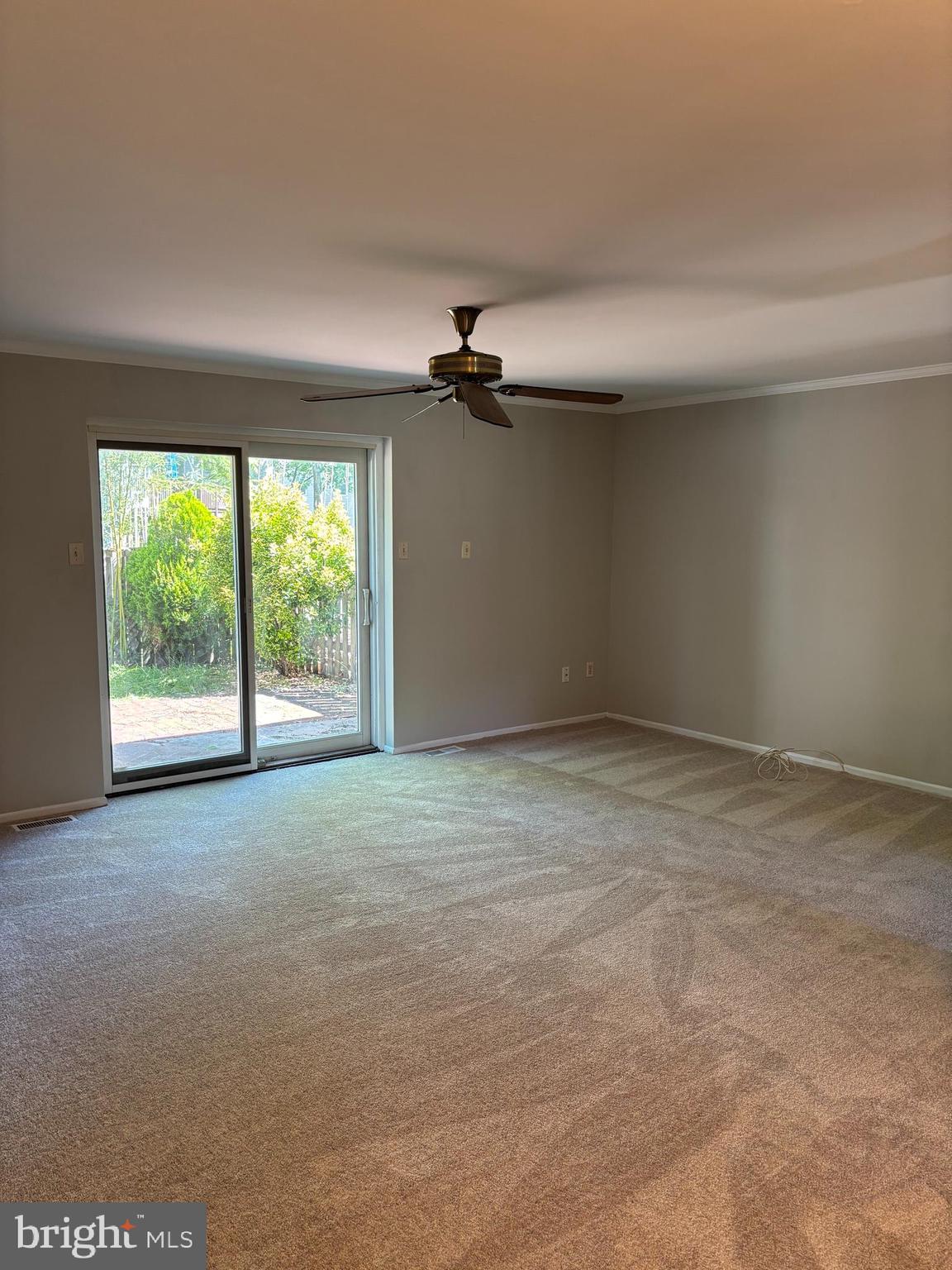 SPRING BREEZE - Residential